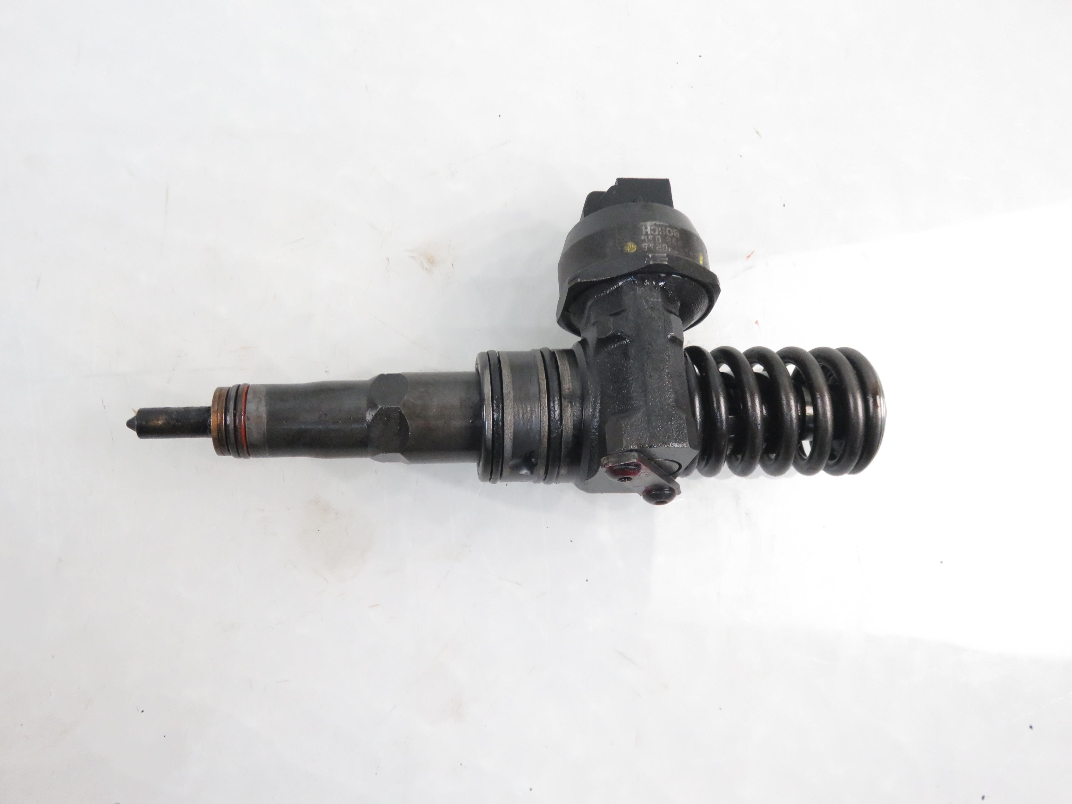 SEAT Ibiza 3 generation (2002-2008) Injecteur d'huile 038130073AG, 0414720215 22604617