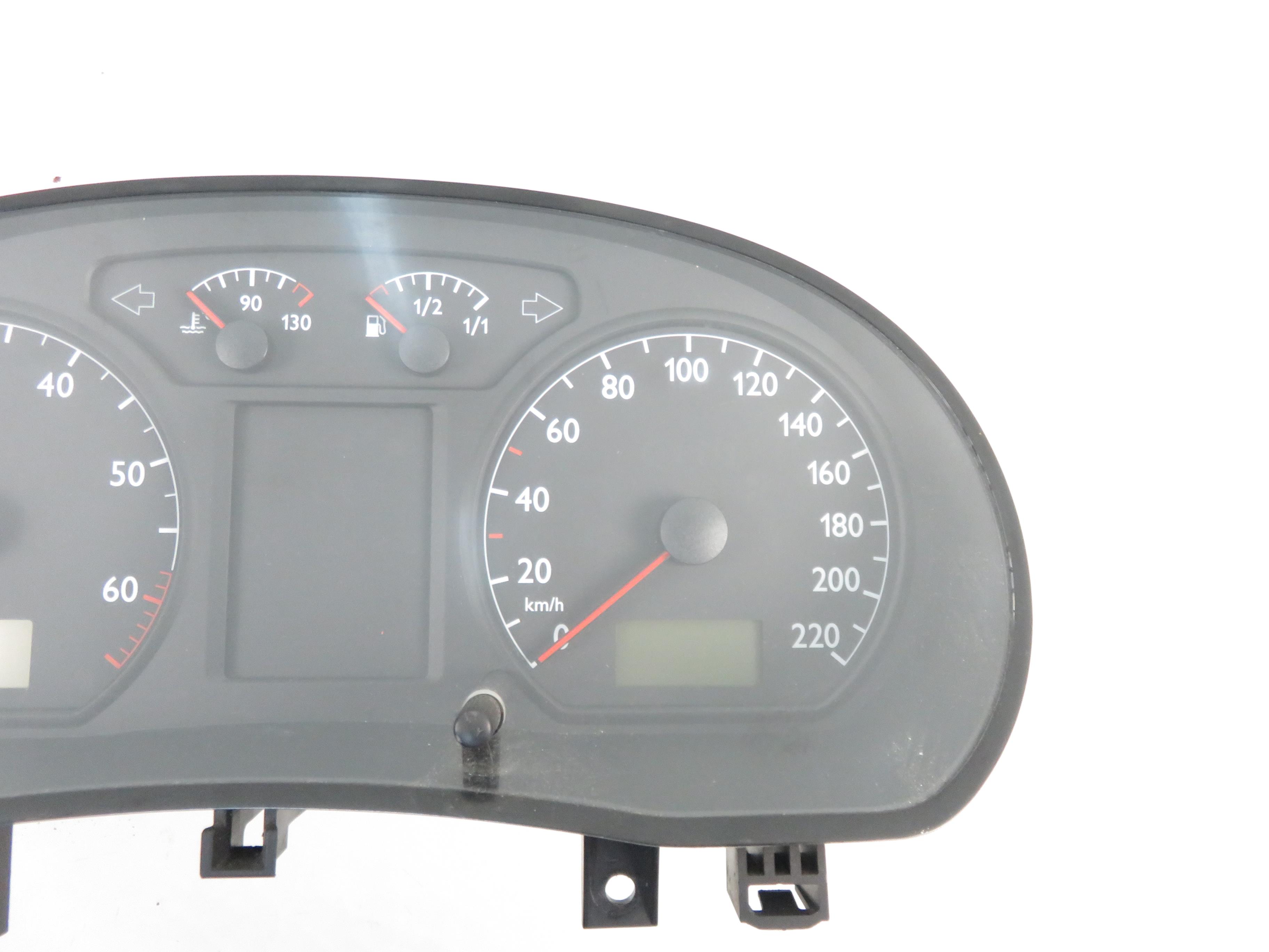 VOLKSWAGEN Polo 4 generation (2001-2009) Speedometer 6Q0920800 22660580