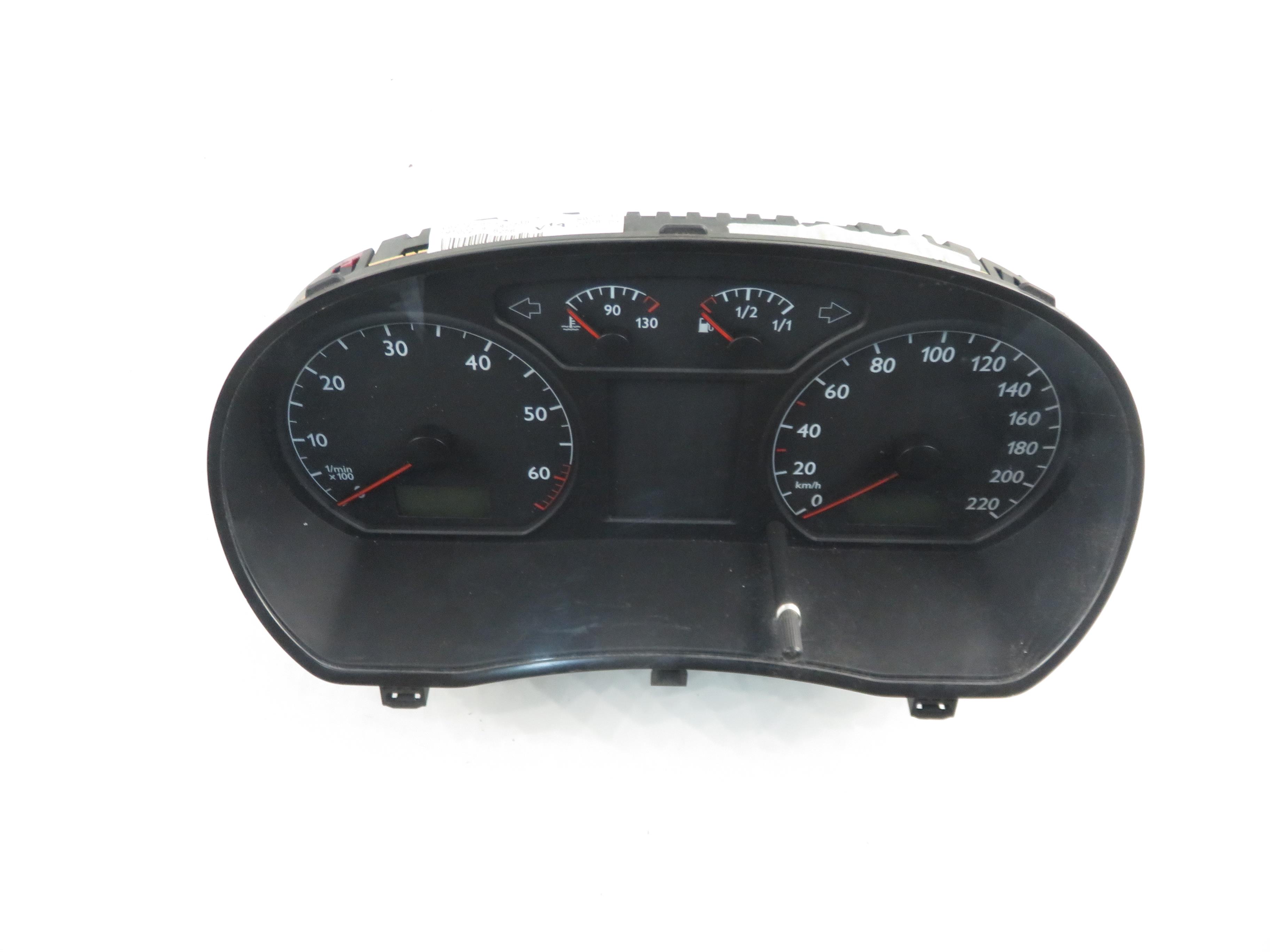 VOLKSWAGEN Polo 4 generation (2001-2009) Speedometer 6Q0920800 22660580