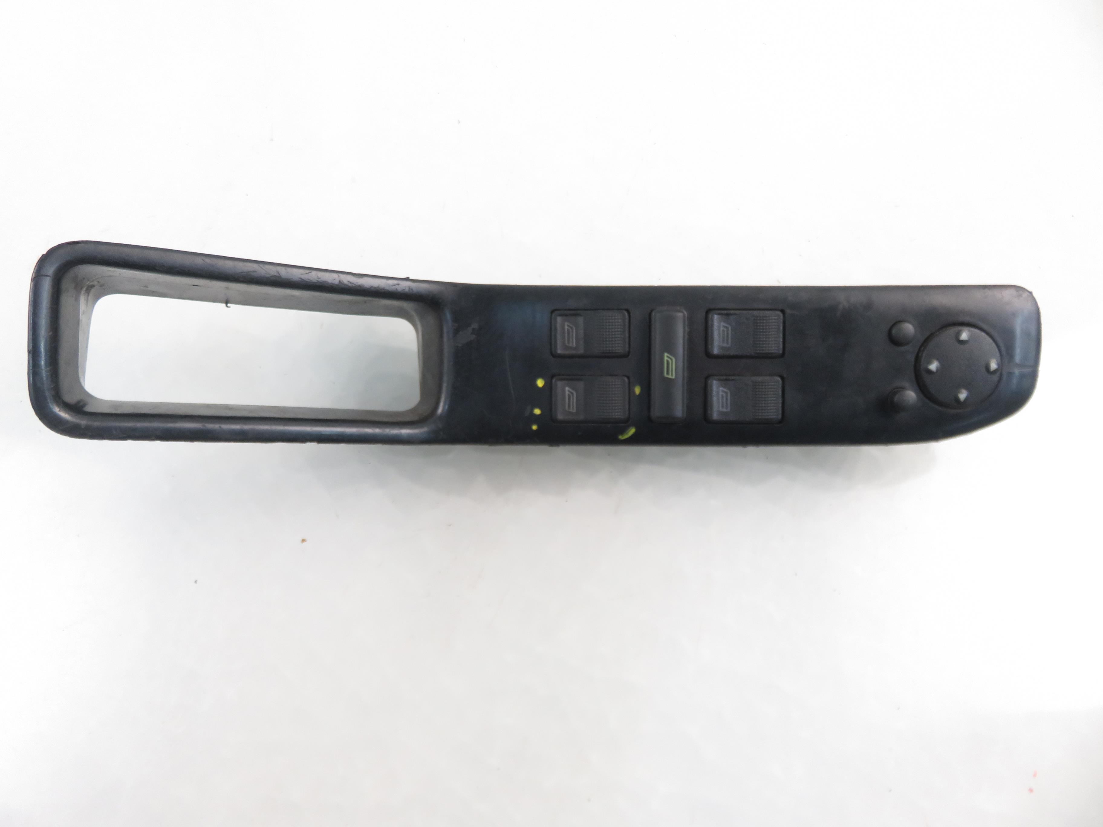 AUDI 80 B4 (1991-1996) Кнопка стеклоподъемника передней левой двери 893867171G 22911377