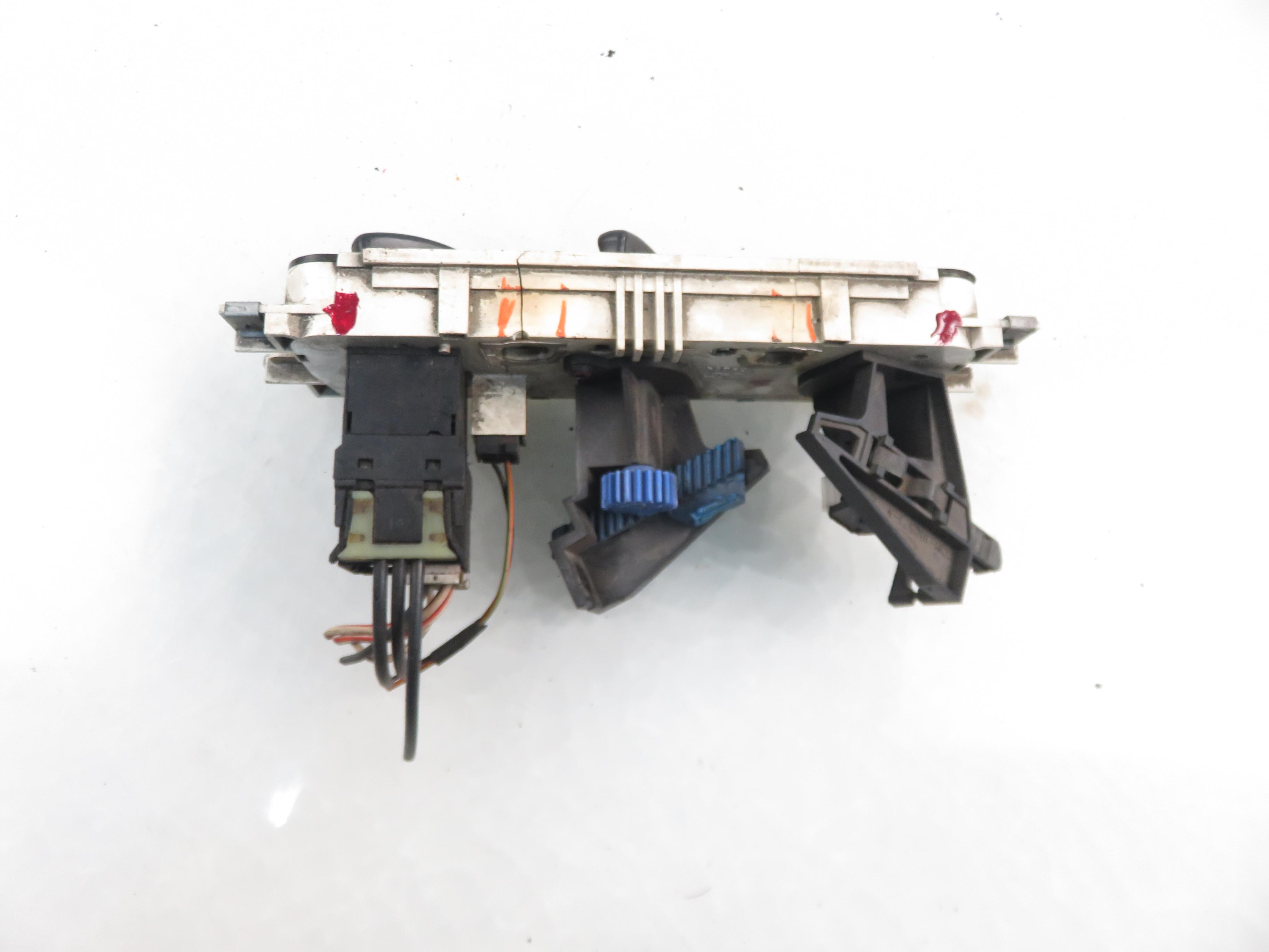 FORD Transit 3 generation (2000-2013) Climate  Control Unit YC1H18K391BC, YC1H18D451A 22911376