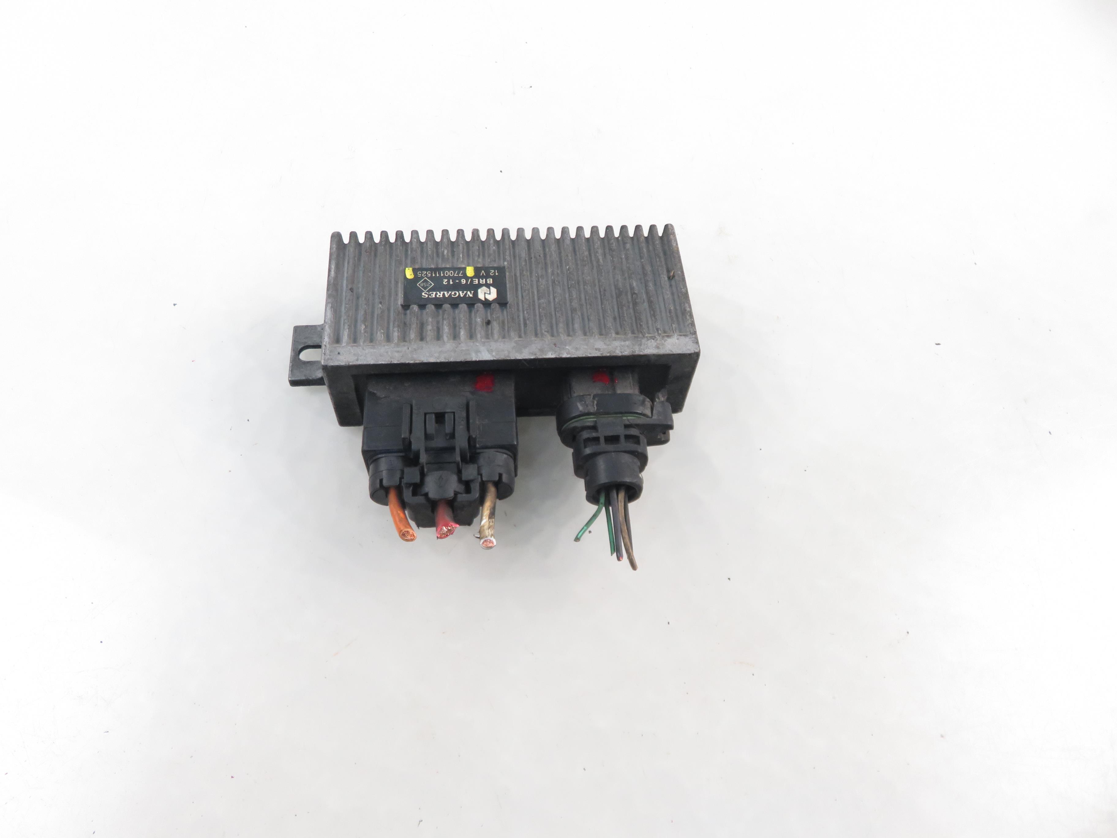 RENAULT Scenic 1 generation (1996-2003) Relays 7700111525 22911548