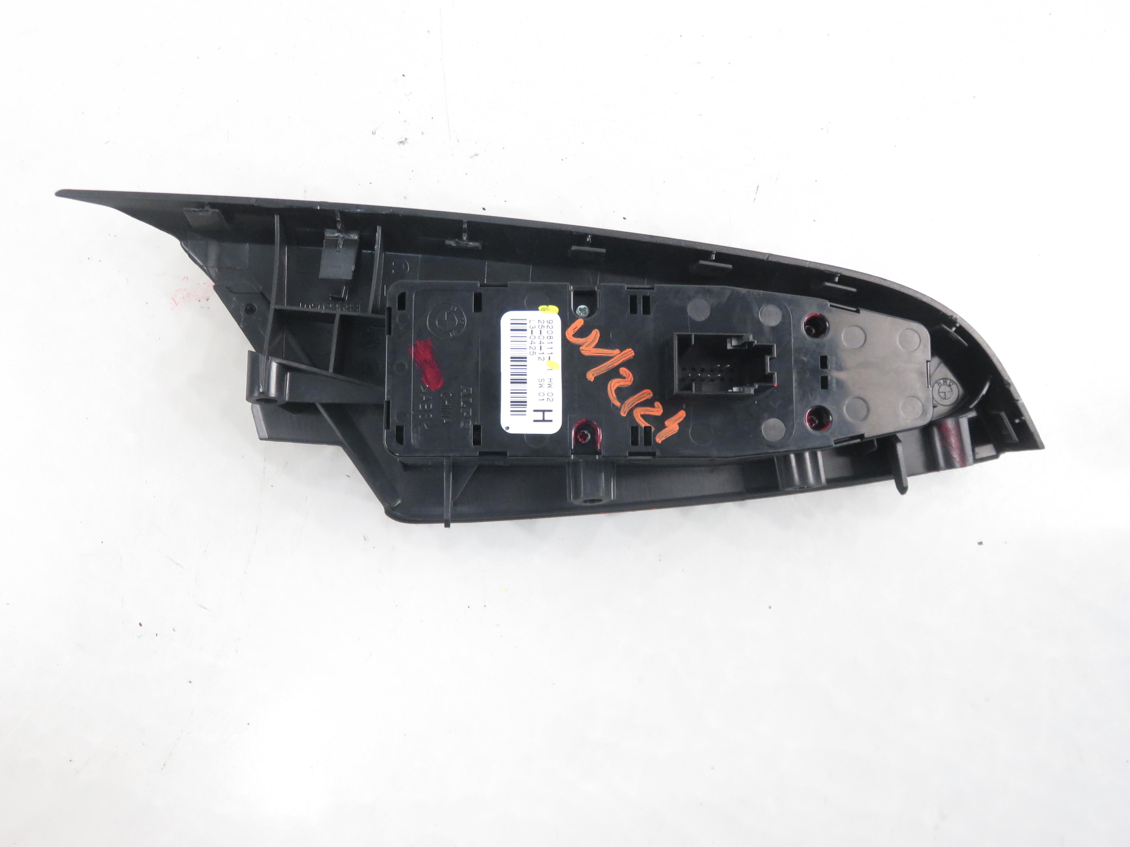 BMW X3 F25 (2010-2017) Front Left Door Window Switch 9208111 22929563