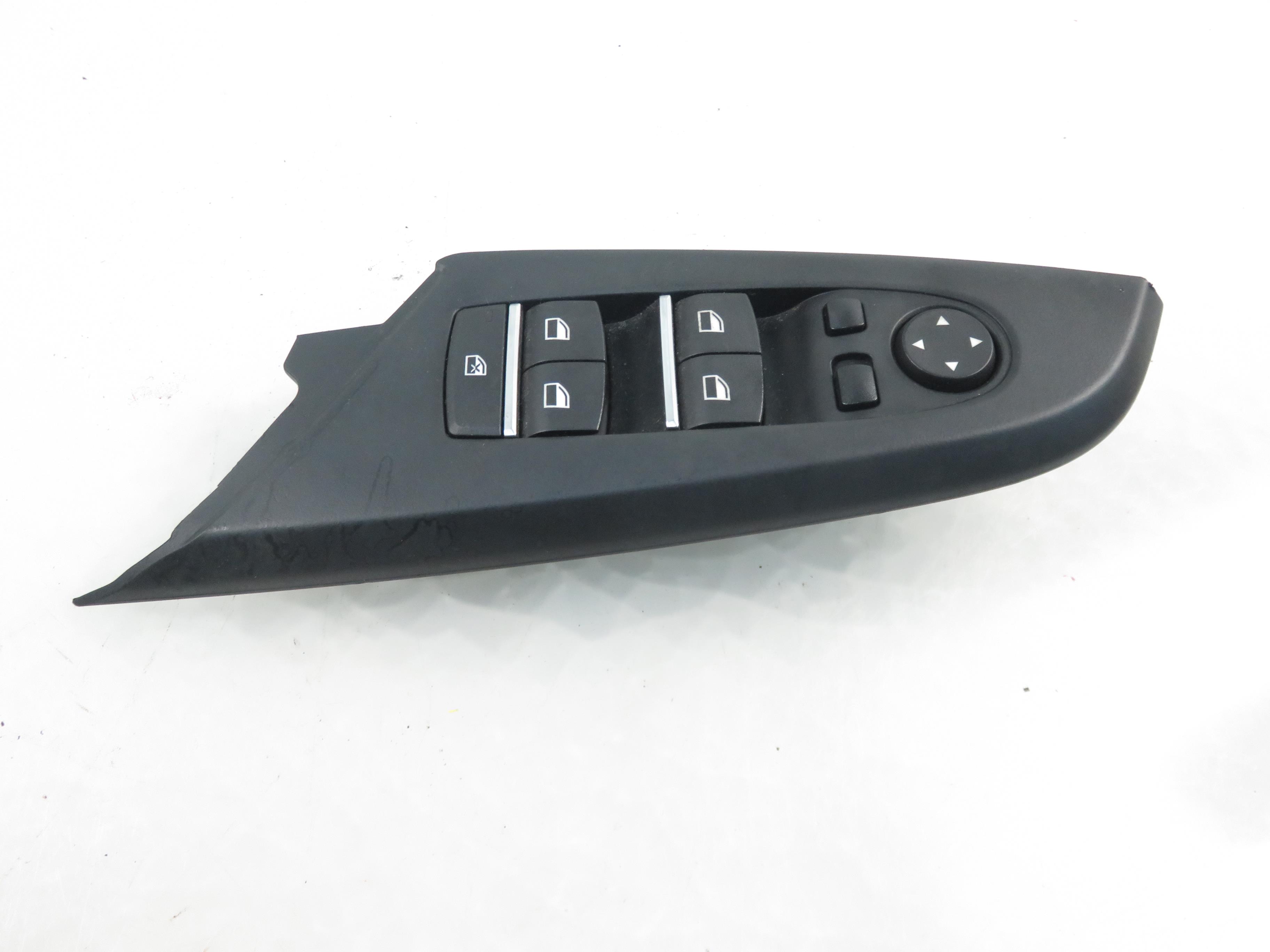 BMW X3 F25 (2010-2017) Front Left Door Window Switch 9208111 22929563