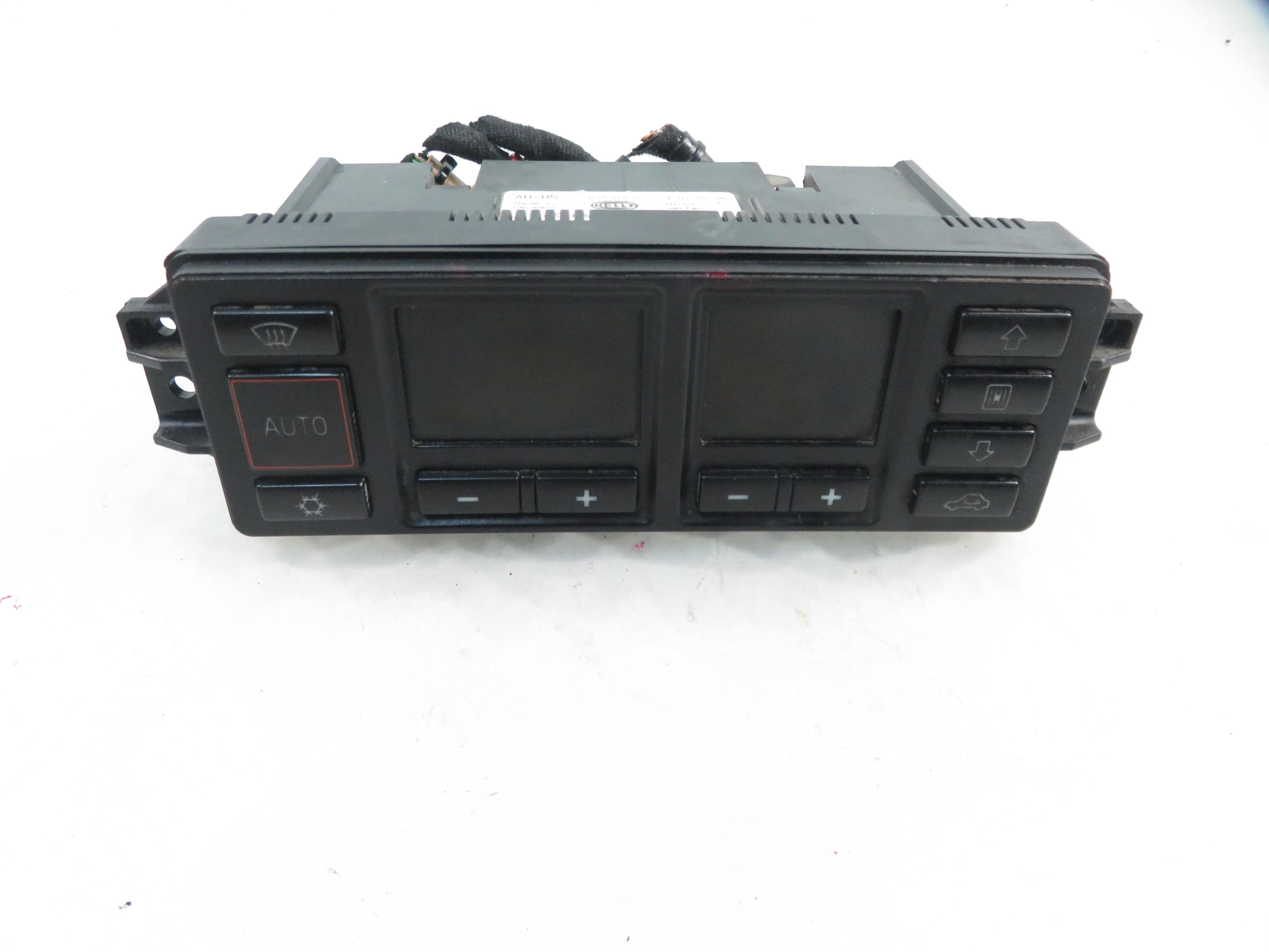 AUDI A4 B5/8D (1994-2001) Climate  Control Unit 8L0820043D, 5HB00760804 22982089