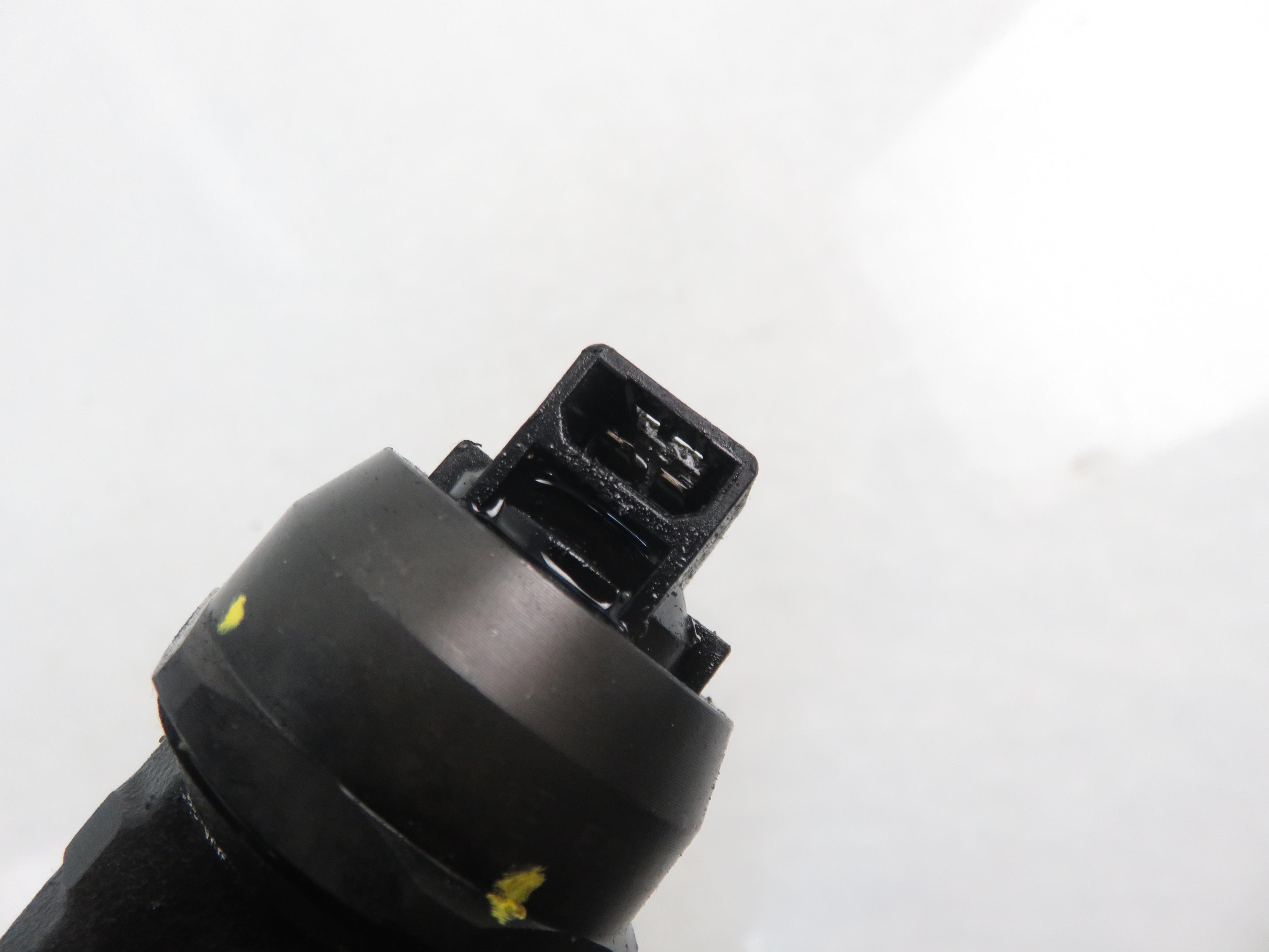 SEAT Alhambra 1 generation (1996-2010) Injector de ulei 038130073AK,0414720038 22964872