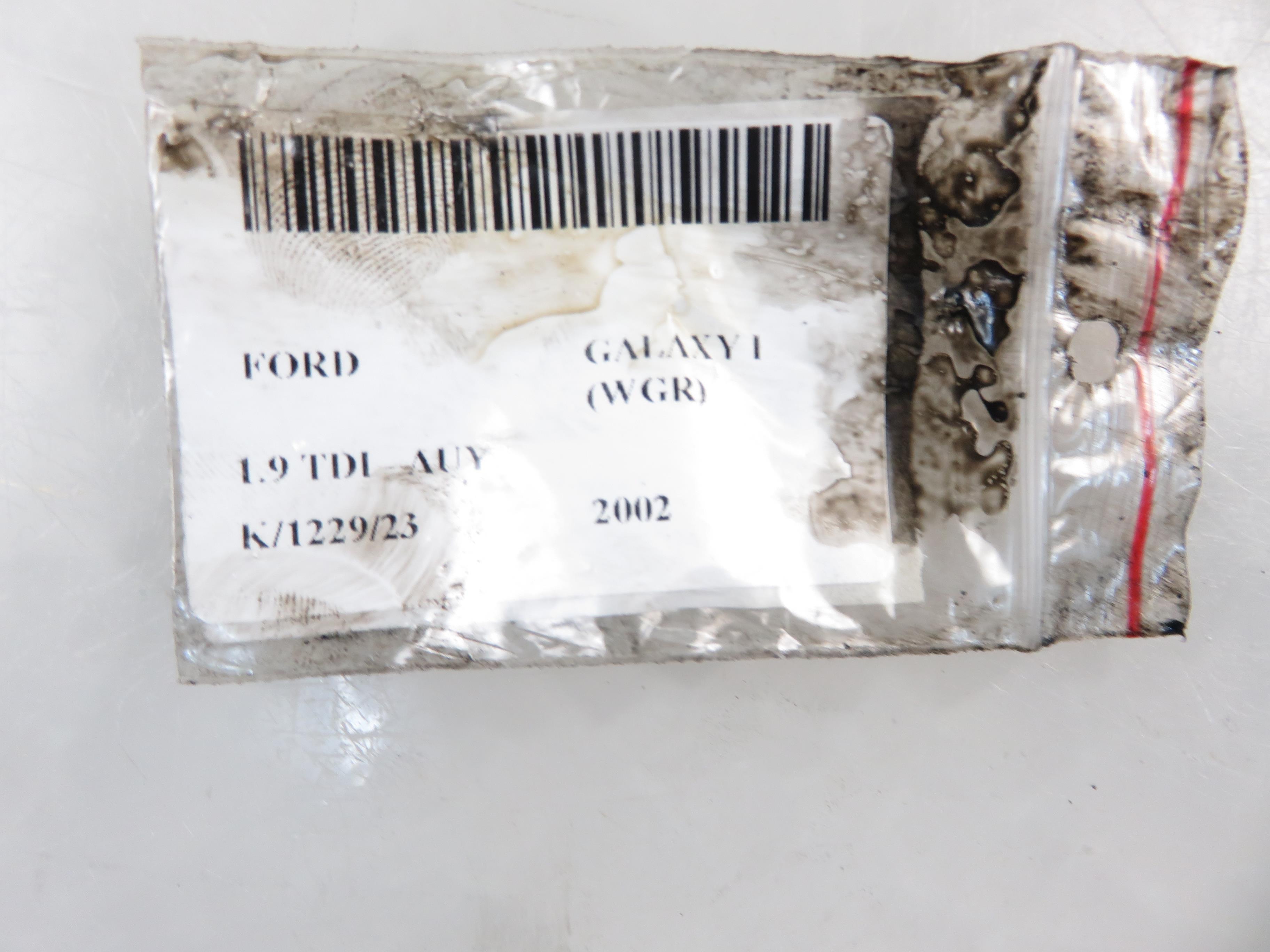 FORD Galaxy 1 generation (1995-2006) Injecteur d'huile 0414720038, 038130073AK 23095502