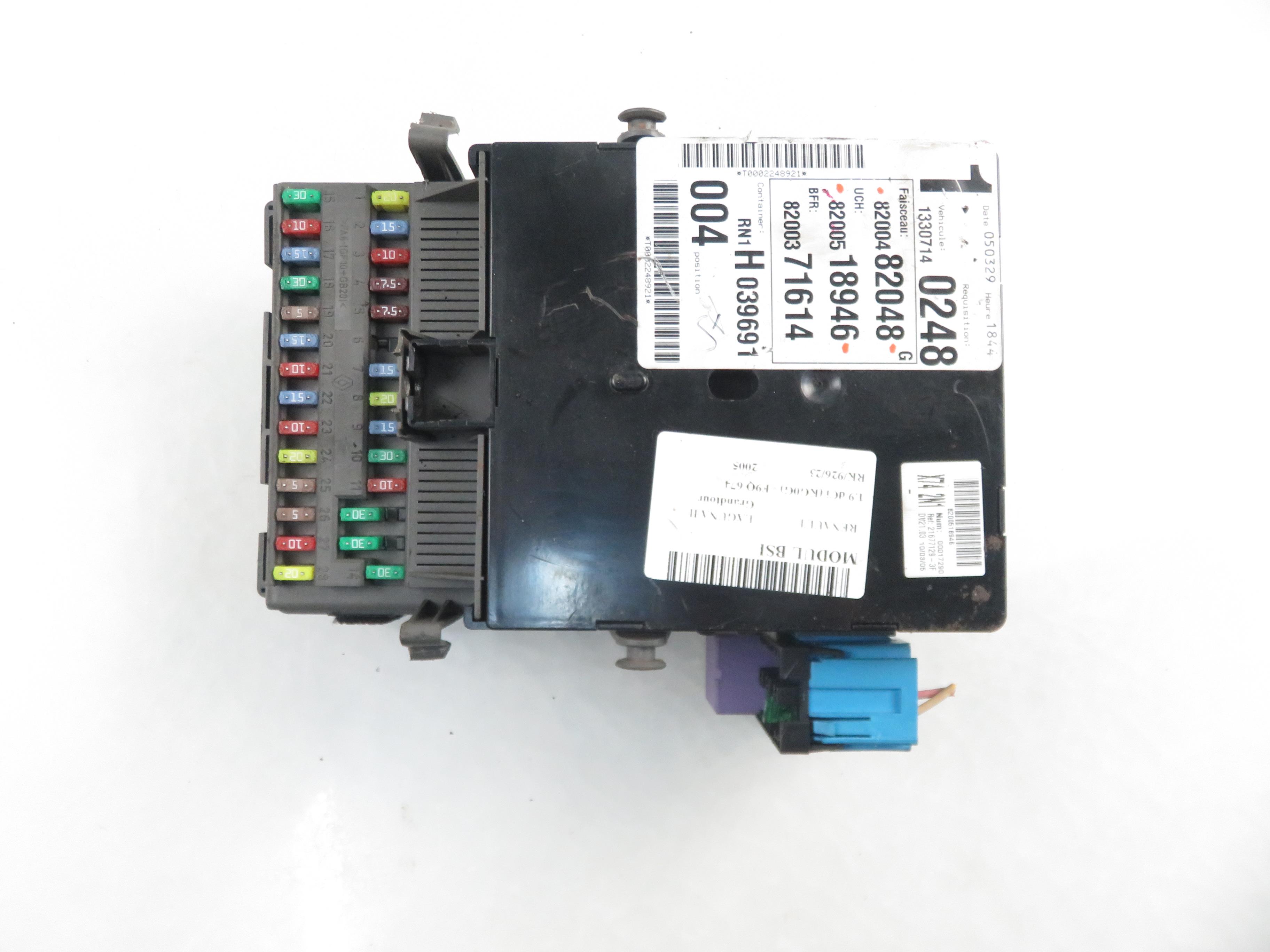 RENAULT Laguna 2 generation (2001-2007) Unitate de control confort 8200371614B, 8200482048, 8200518946 23316835