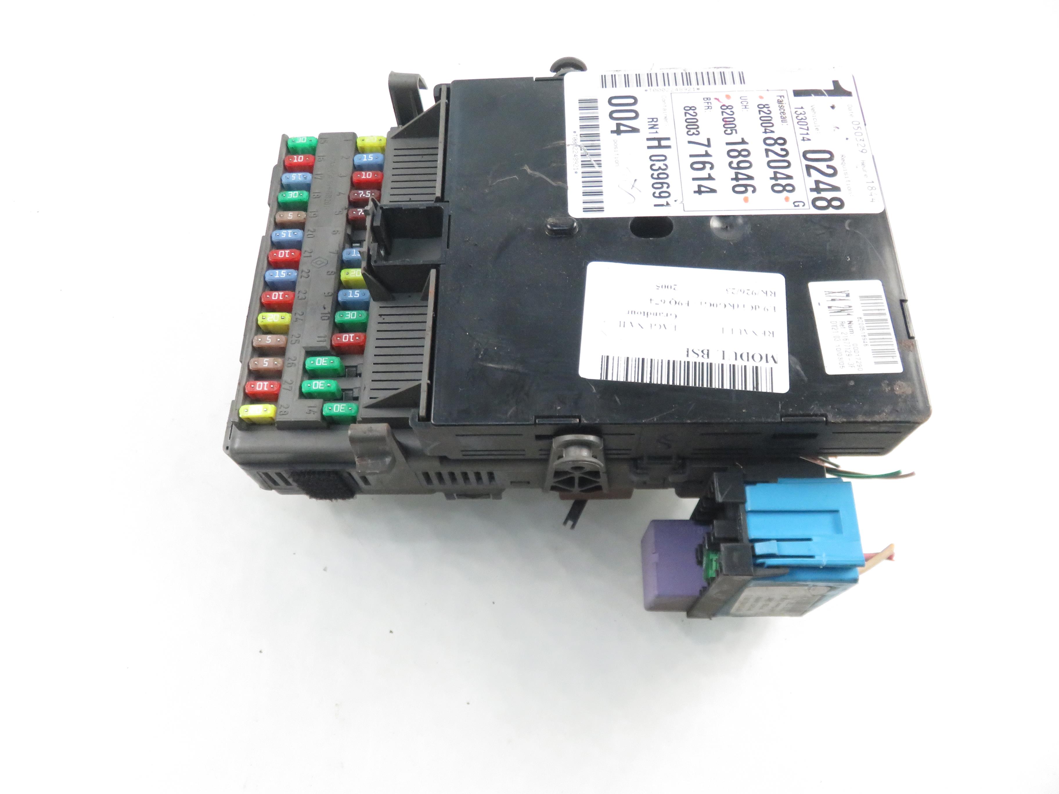 RENAULT Laguna 2 generation (2001-2007) Unitate de control confort 8200371614B, 8200482048, 8200518946 23316835