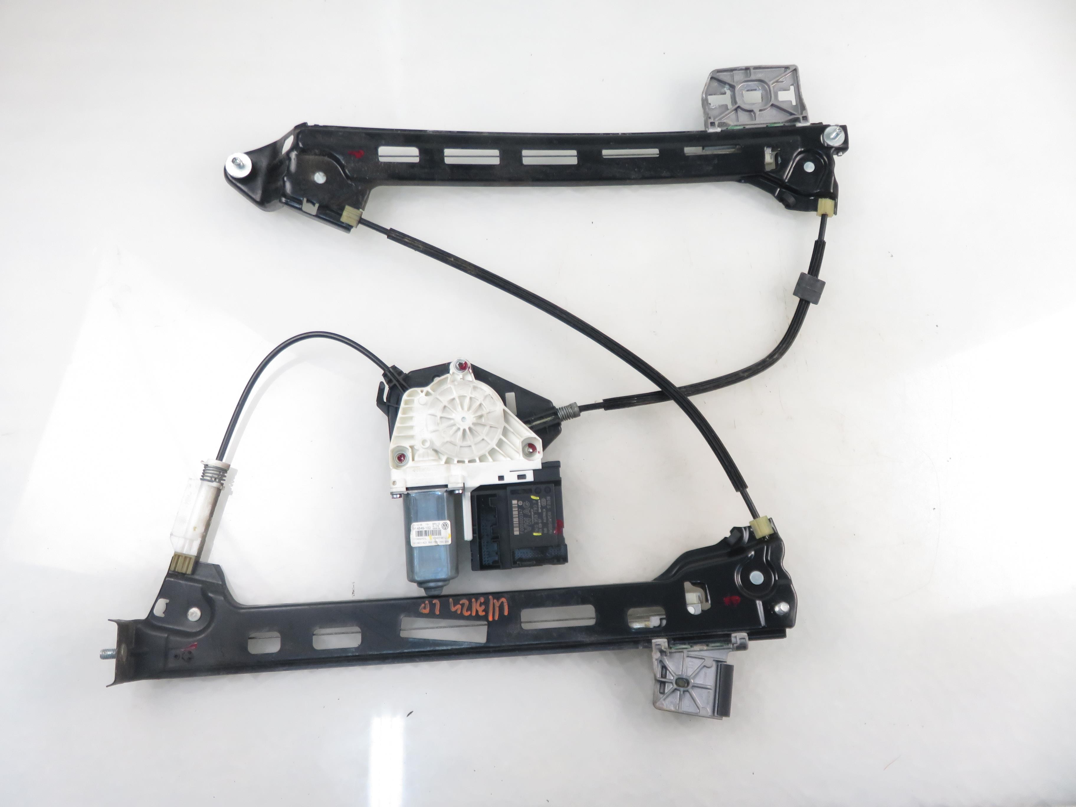 VOLKSWAGEN Passat CC 1 generation (2008-2017) Regulator de geam ușă stânga față 1K0959793P, 3C8837461J 23440472