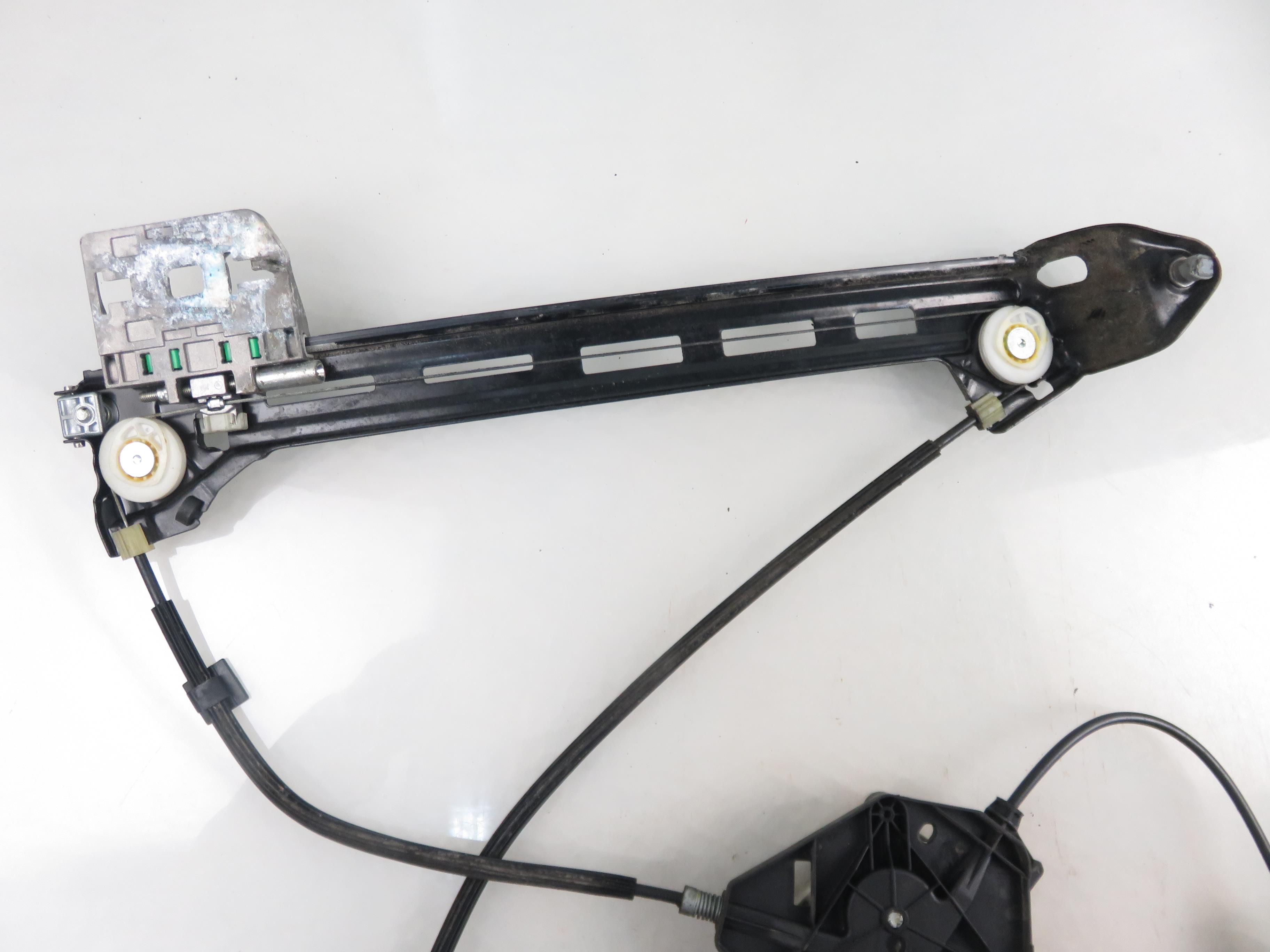 VOLKSWAGEN Passat CC 1 generation (2008-2017) Regulator de geam ușă stânga față 1K0959793P, 3C8837461J 23440472