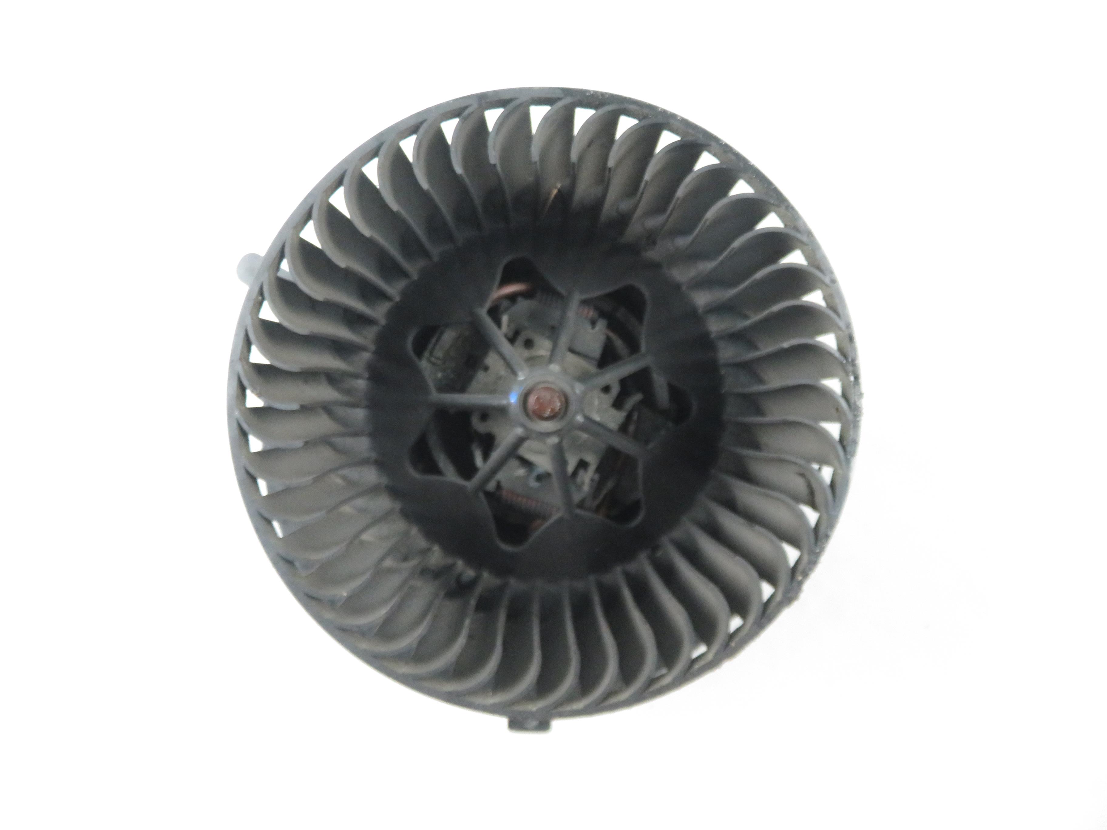 AUDI A3 8P (2003-2013) Salono pečiuko ventiliatoriaus rėlė 3C0907521F, F011500081, 997134W 23316461