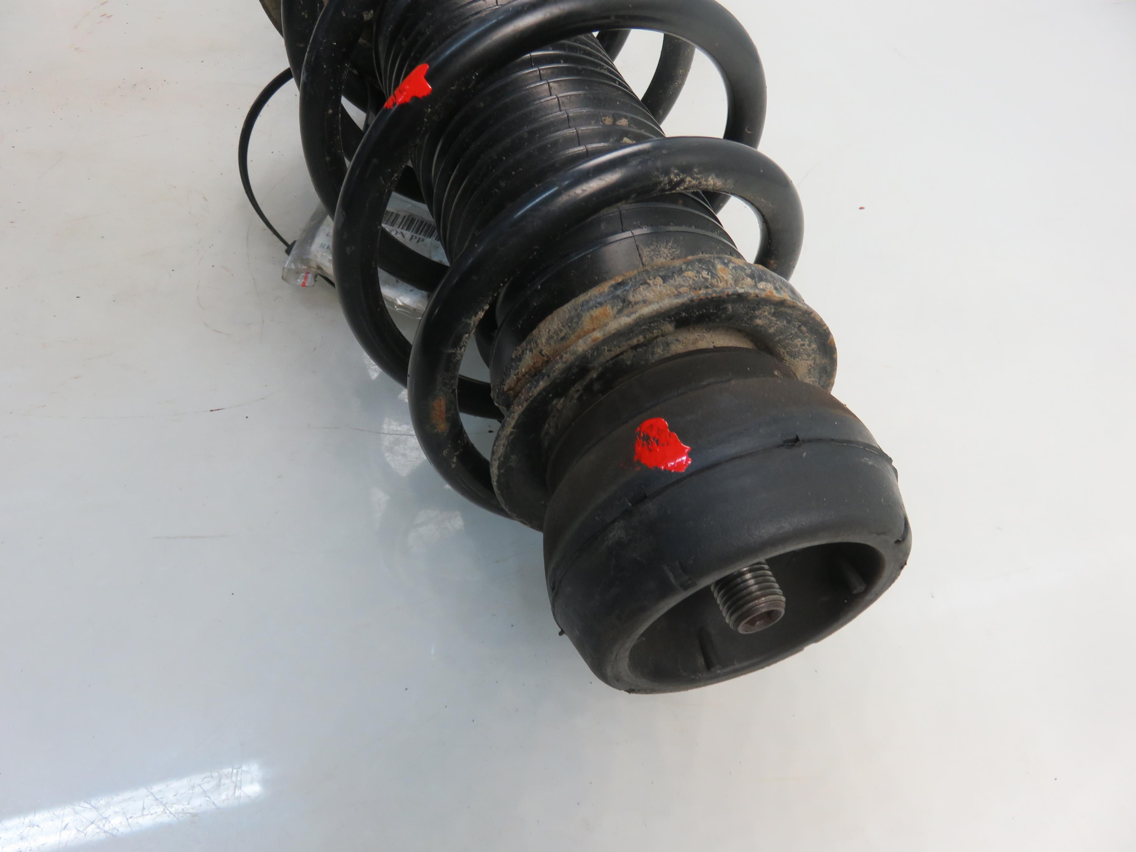 AUDI A3 8L (1996-2003) Front Right Shock Absorber 1J0413031N 23403312