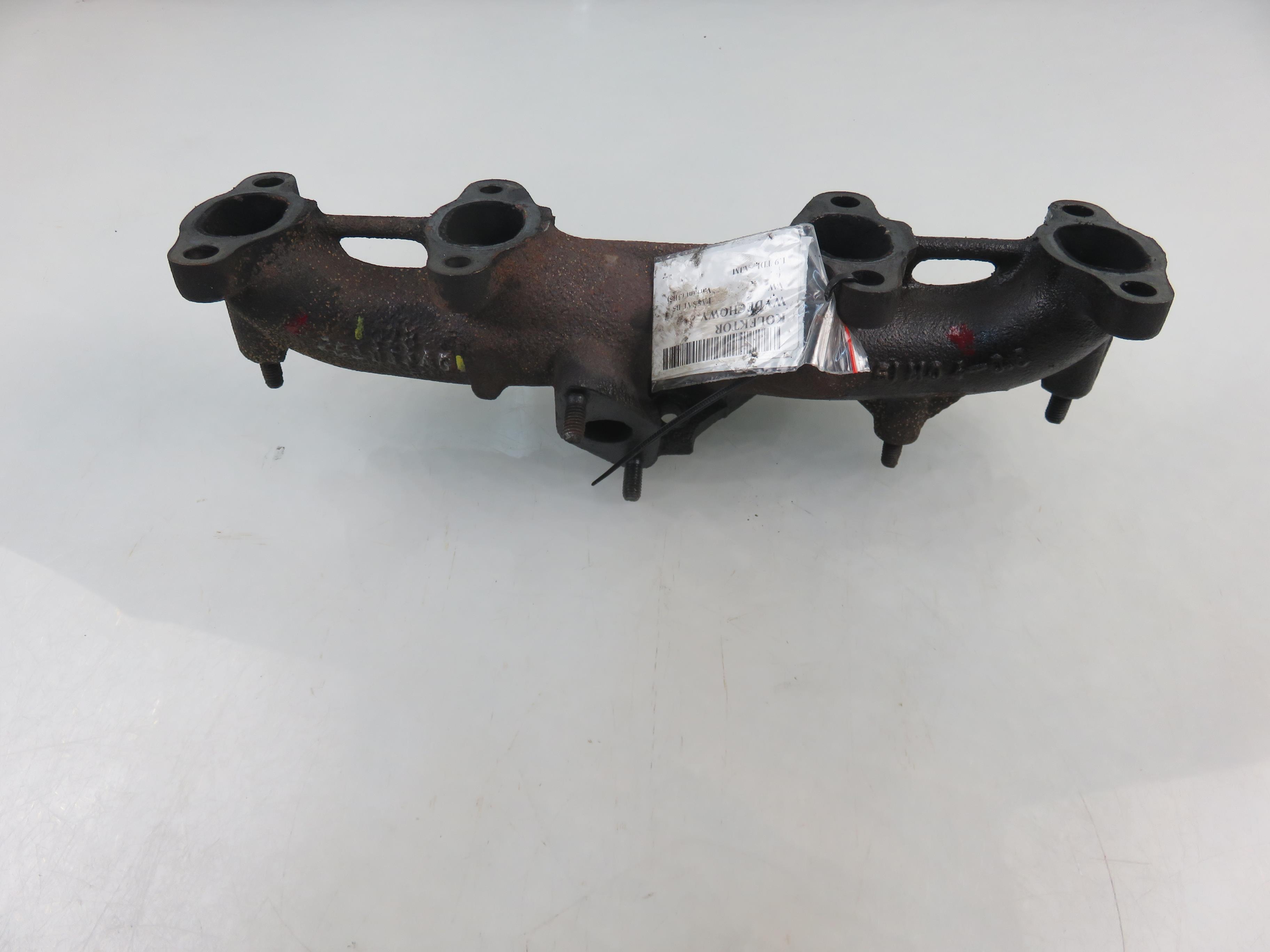 VOLKSWAGEN Passat Variant 1 generation (2010-2024) Exhaust Manifold 028253033AG 23469561