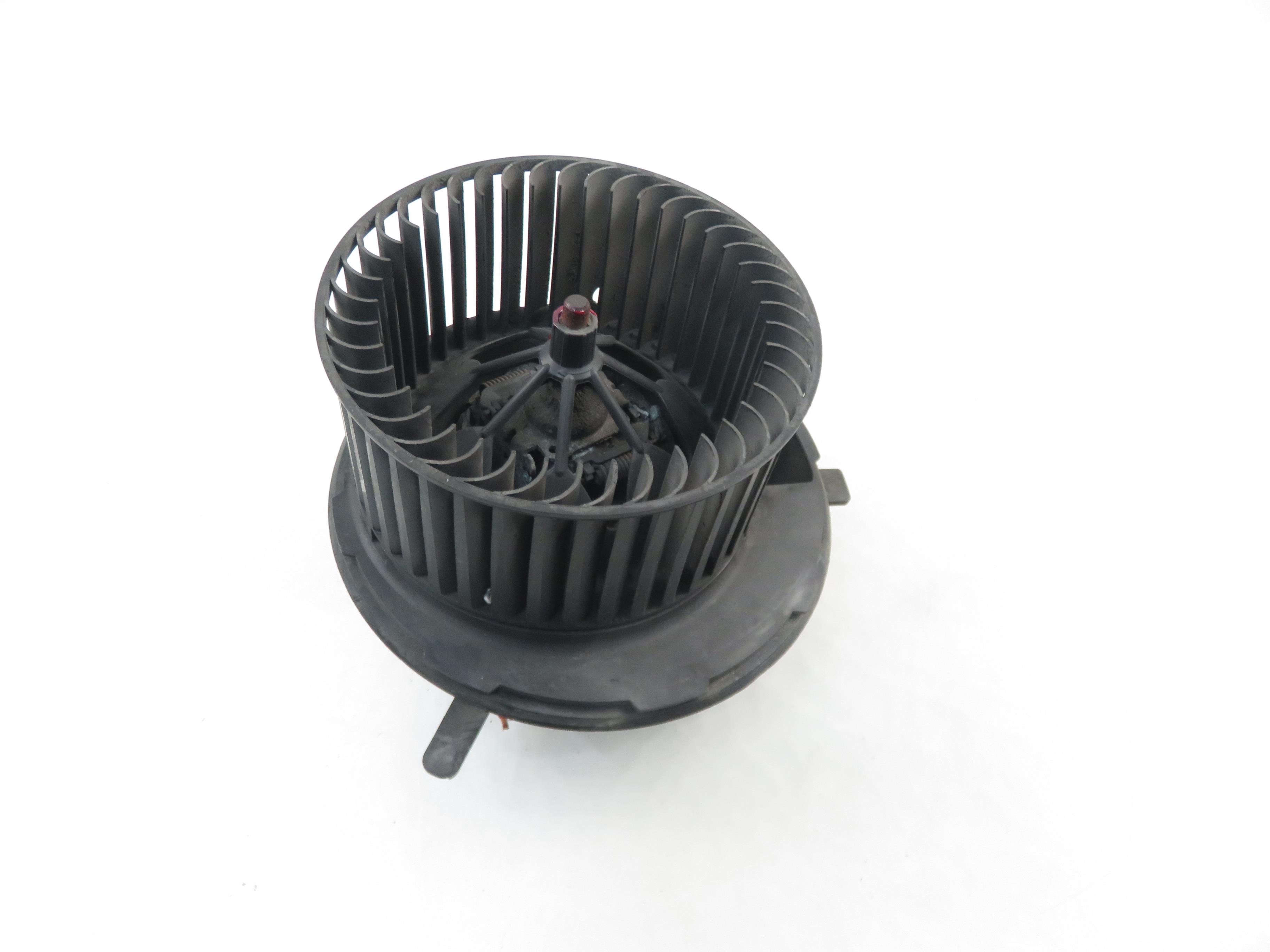 VOLKSWAGEN Golf 5 generation (2003-2009) Releu ventilator 1K1819015 23564761