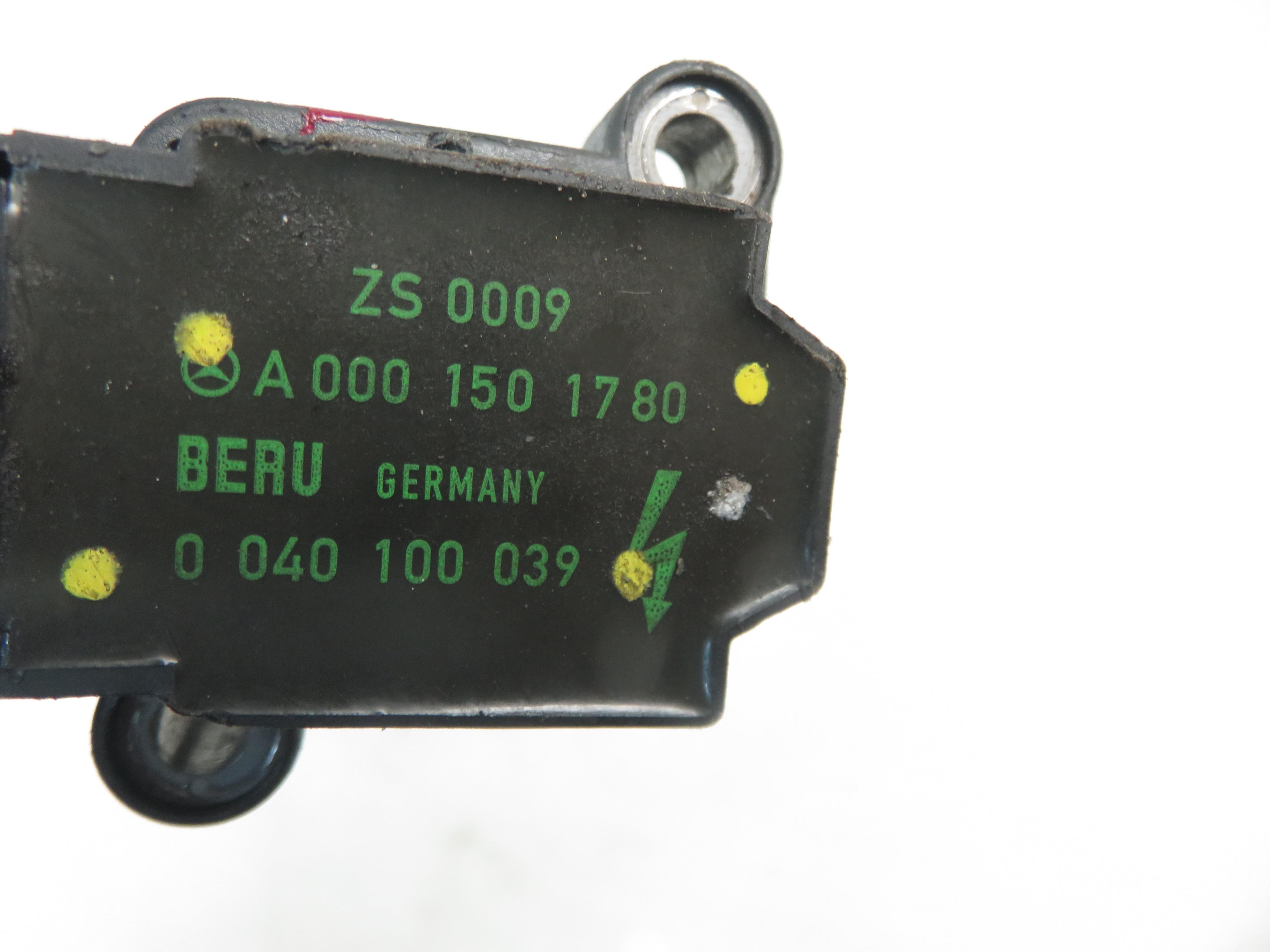 MERCEDES-BENZ C-Class W203/S203/CL203 (2000-2008) High Voltage Ignition Coil 0001501780, 0040100039 23716018