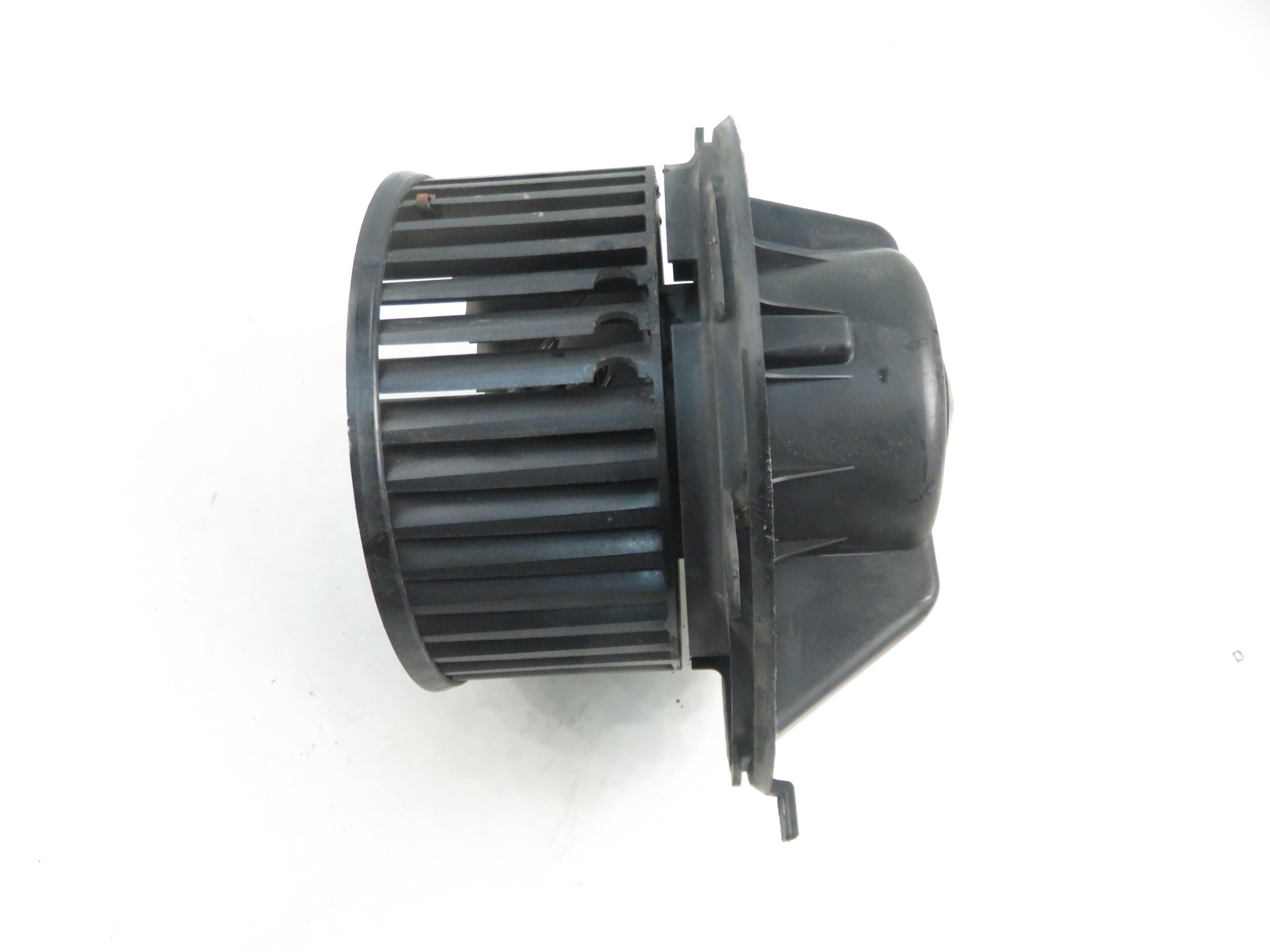 VOLKSWAGEN Touran 1 generation (2003-2015) Szellőzőventilátor-relé 1K1819015 23771623