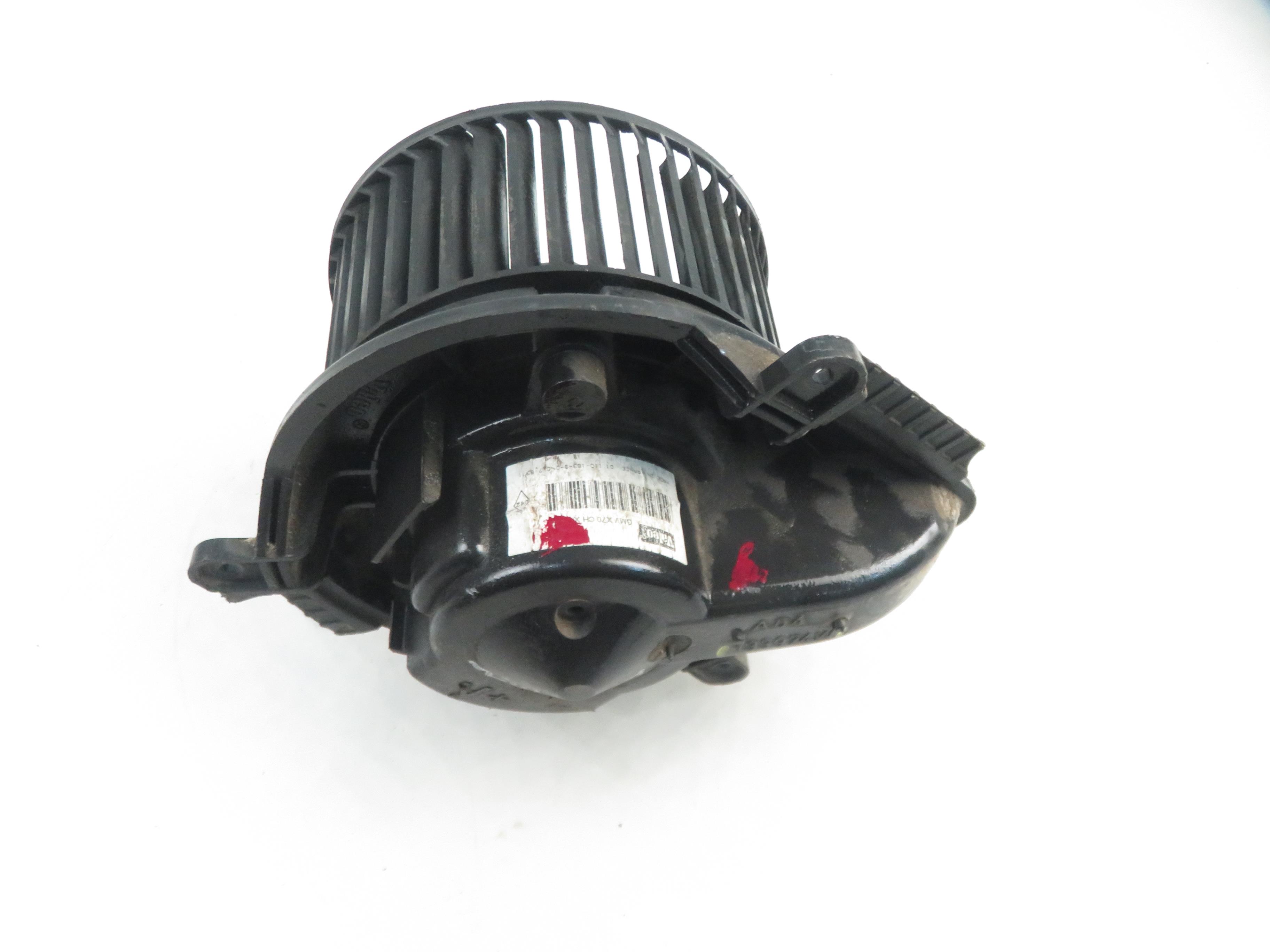 RENAULT Master 2 generation (1997-2010) Blower fan relay 133974W 23856263