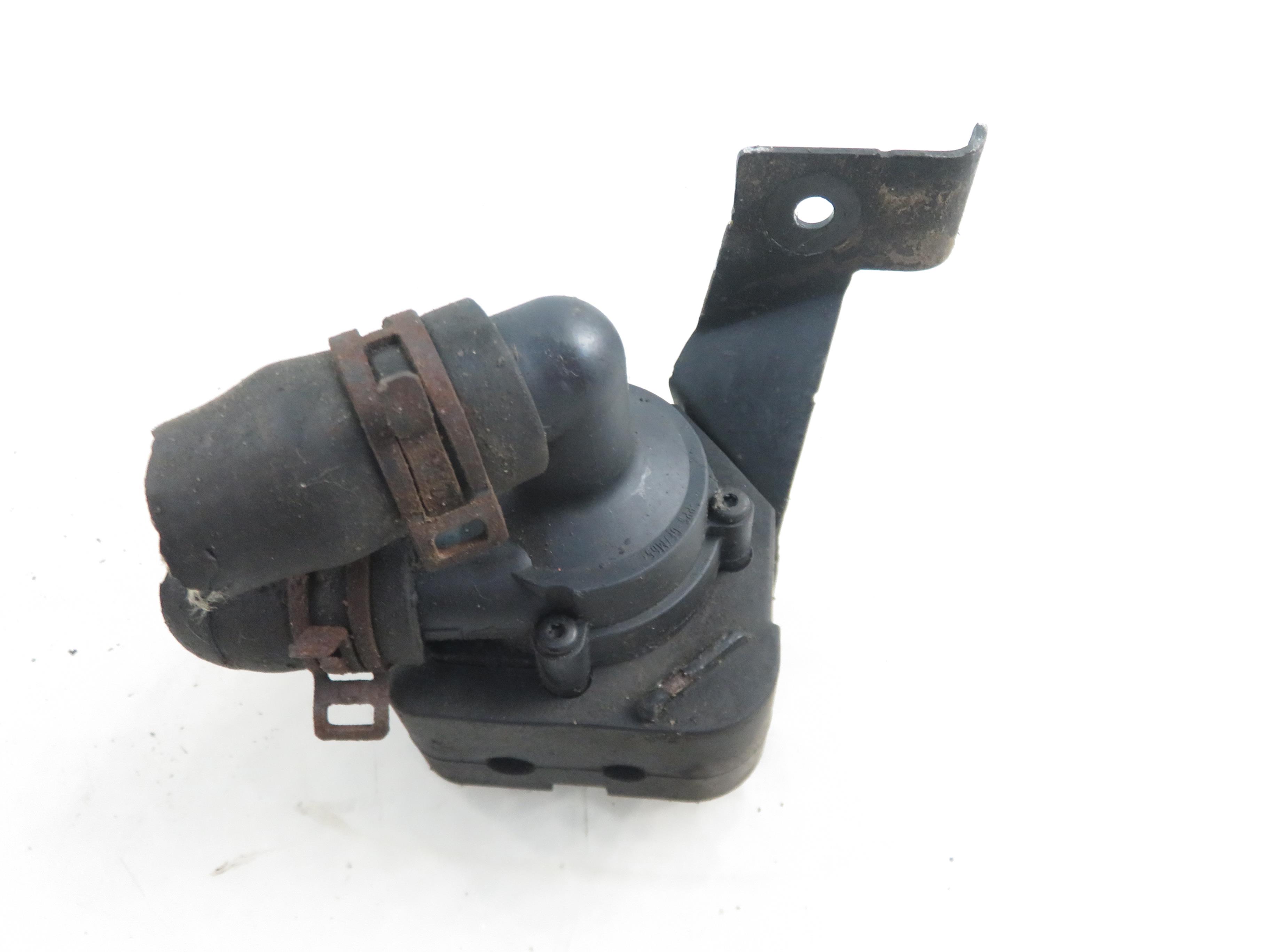 BMW 5 Series F10/F11 (2009-2017) Water Pump 70407714 23771699