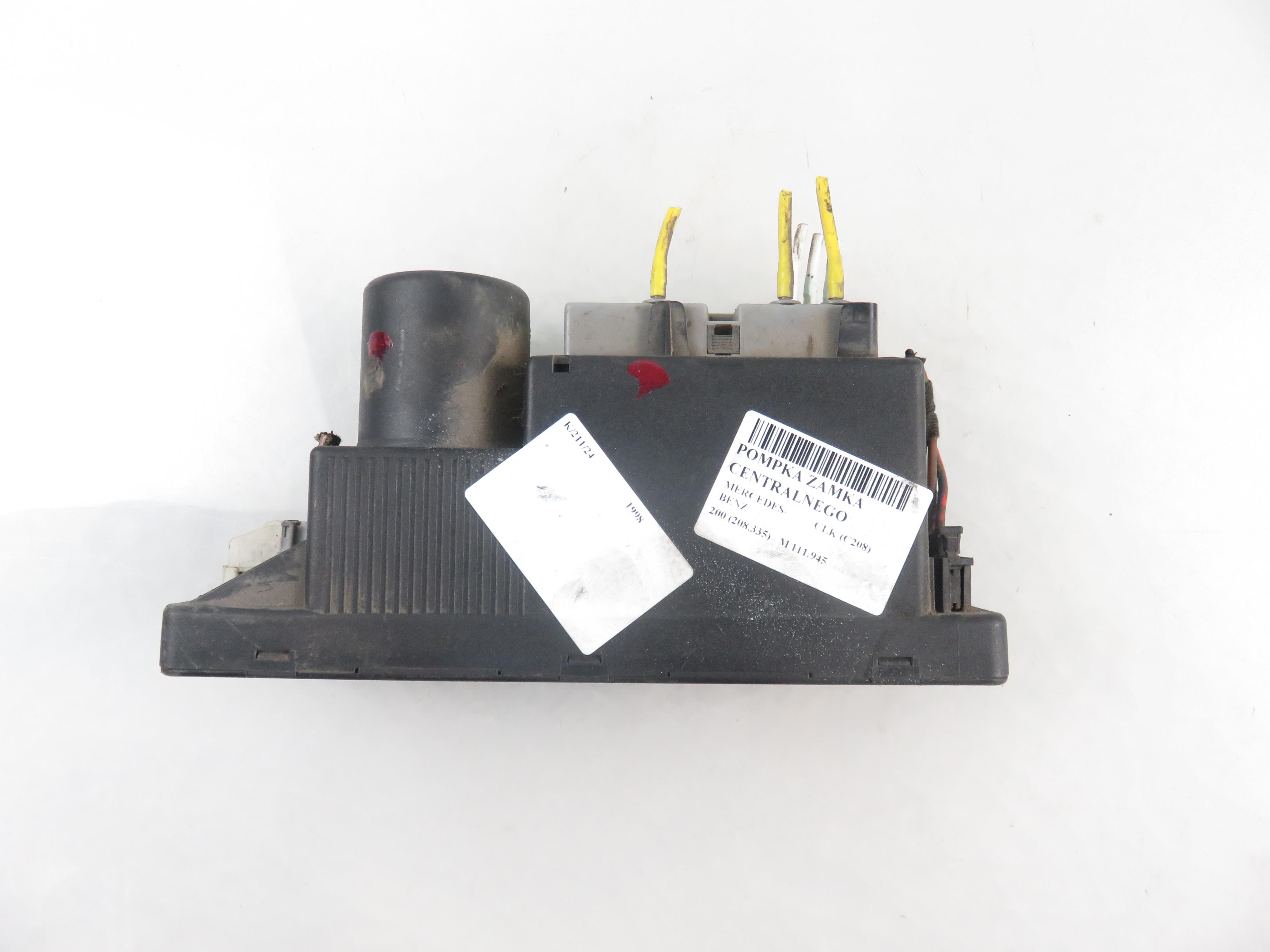 MERCEDES-BENZ CLK AMG GTR C297 (1997-1999) Central Locking Vacuum Pump 2108001448, 0132006360 24262544