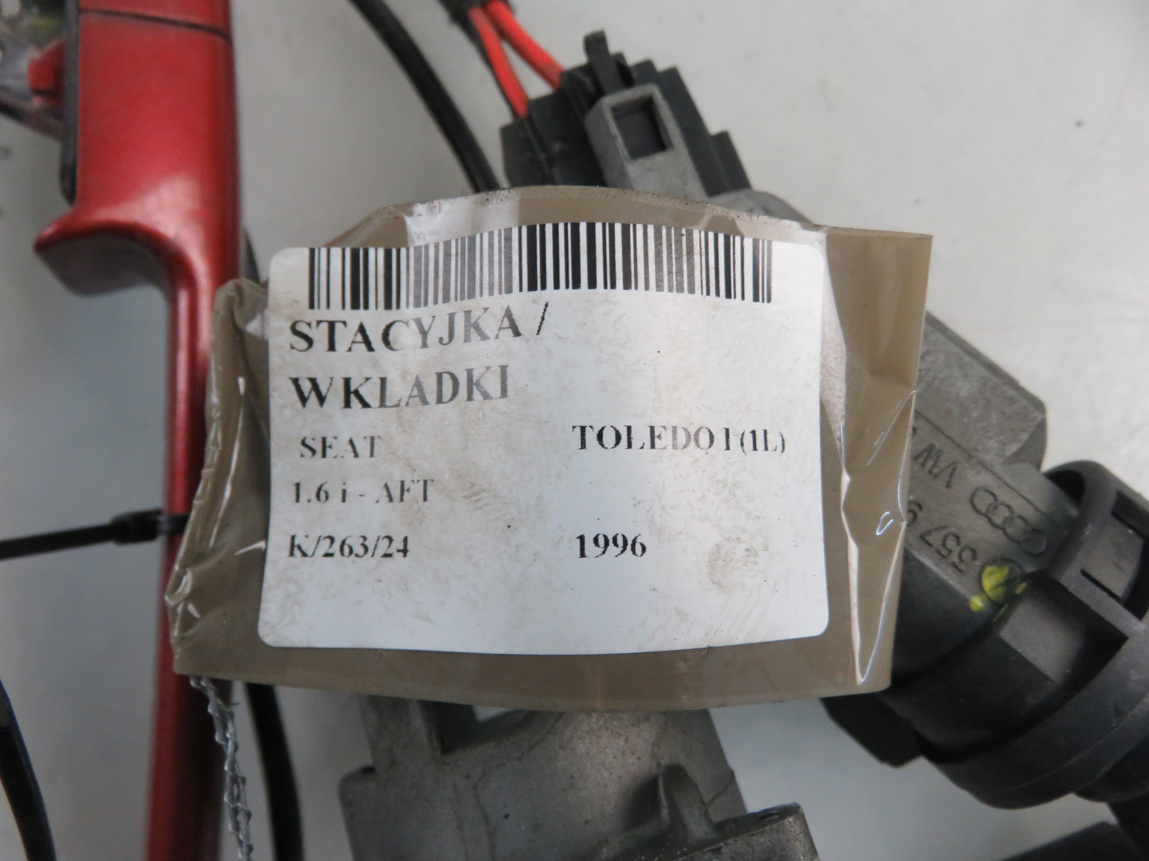 SEAT Toledo 1 generation (1991-1999) Užvedimo spynelė 357905851F, 1H0953254E, 5WK4768 25681442