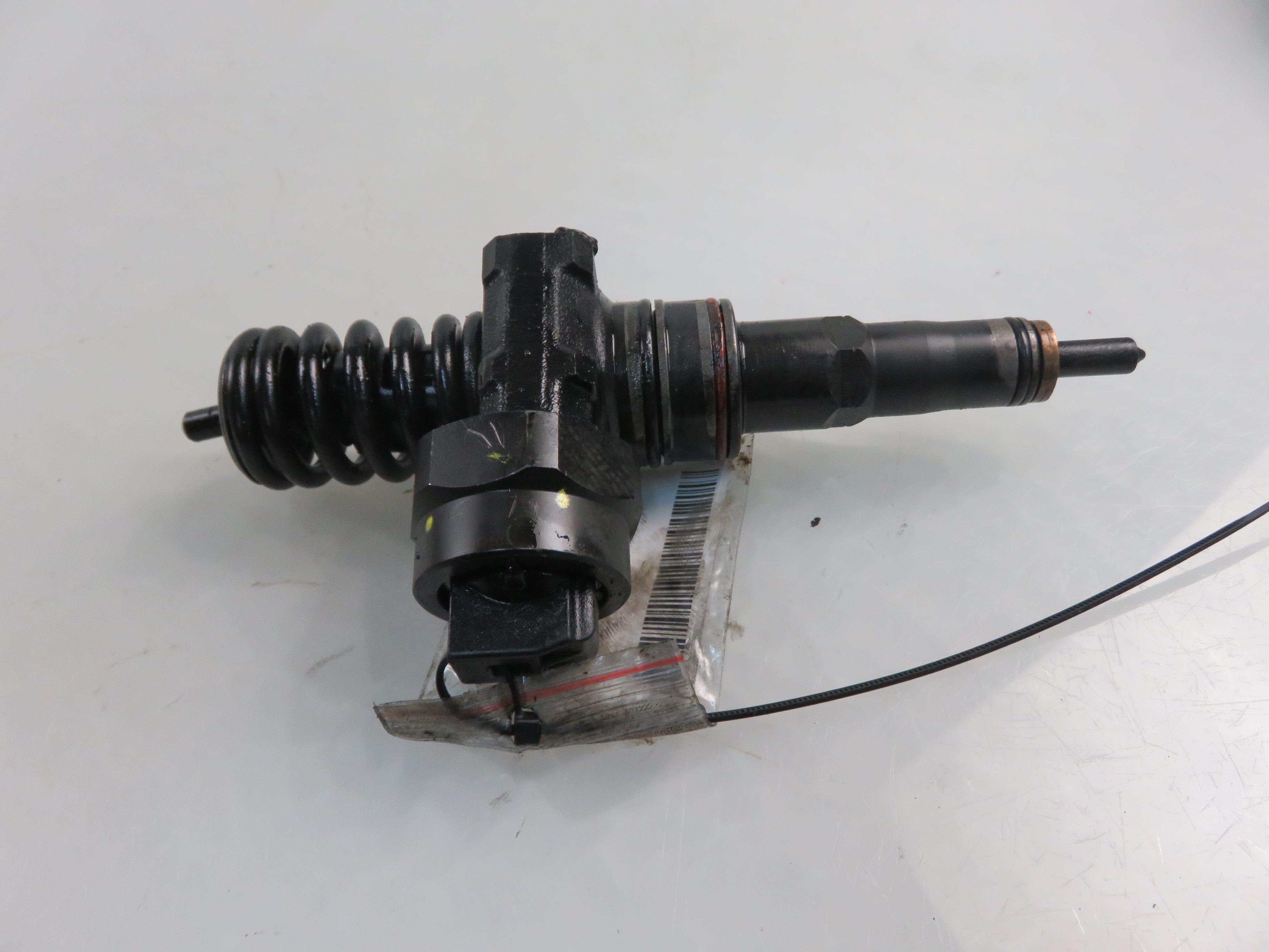 VOLKSWAGEN Passat Variant 1 generation (2010-2024) Oil Injector 038130073F,0414720007 23855688