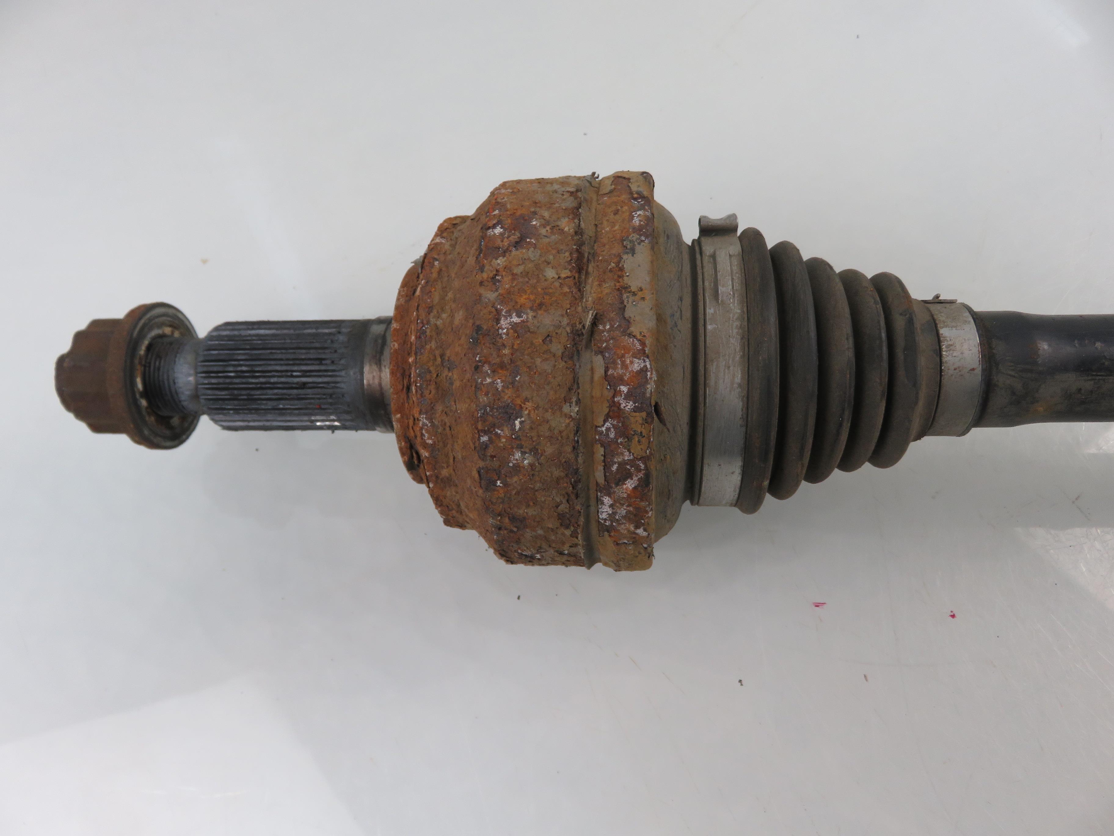 VOLKSWAGEN Touareg 1 generation (2002-2010) Arbre de transmission arrière gauche 7L0501201A 23855627