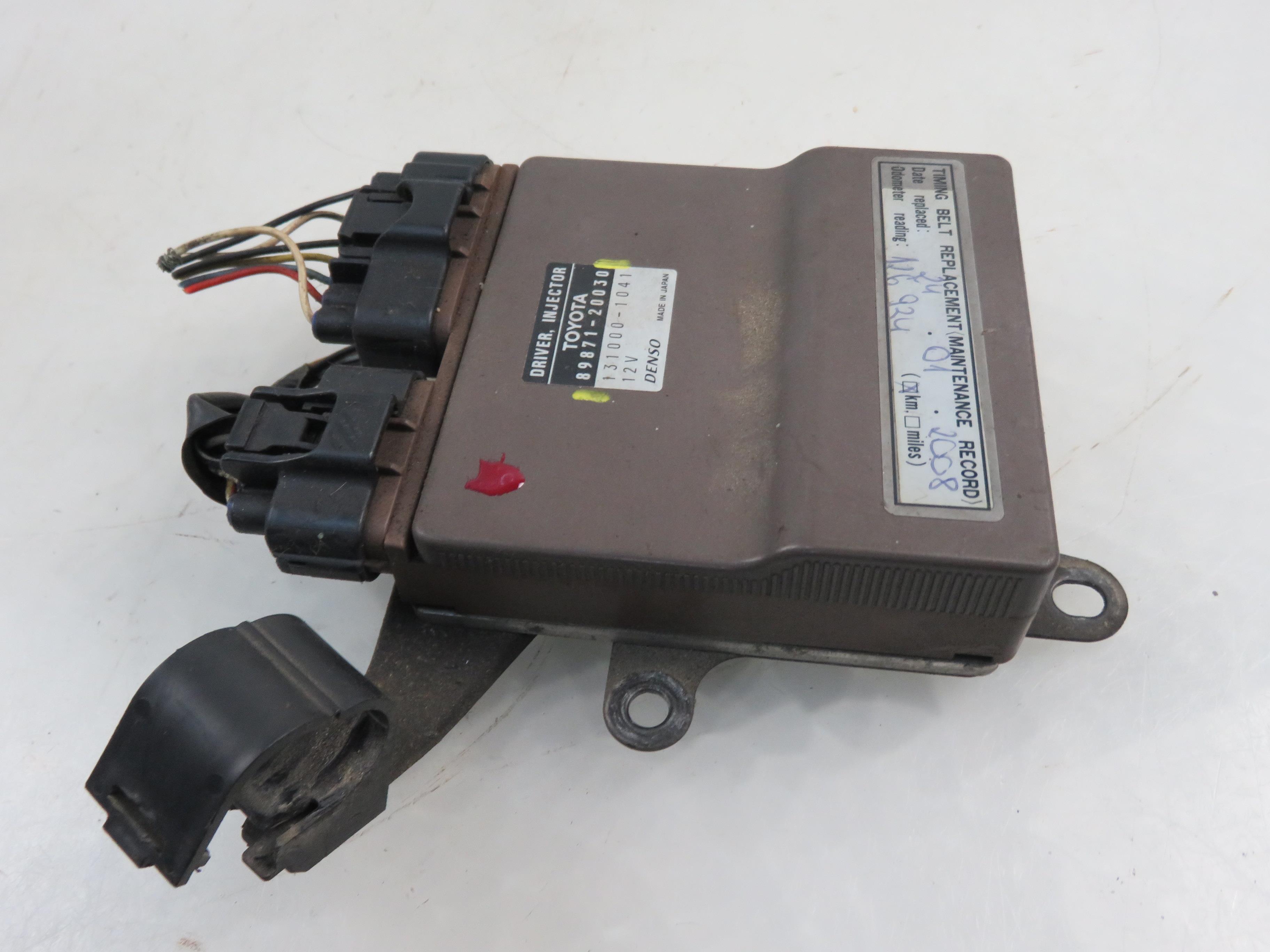 TOYOTA RAV4 2 generation (XA20) (2000-2006) Fuel injectors control unit 8987120030, 1310001041 24818464
