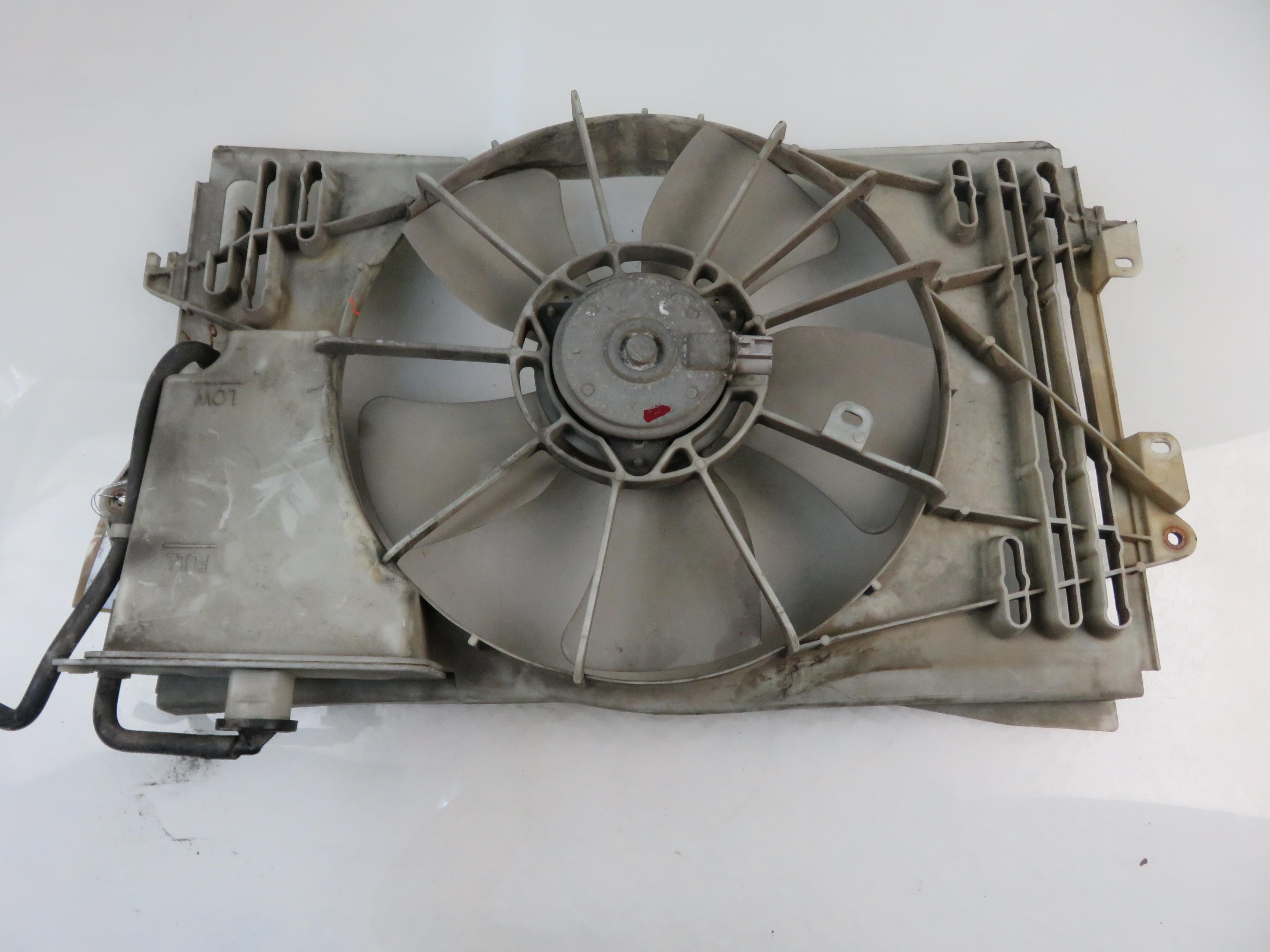 PONTIAC Vibe 1 generation (2002-2008) Engine Control Unit Fan 24246639