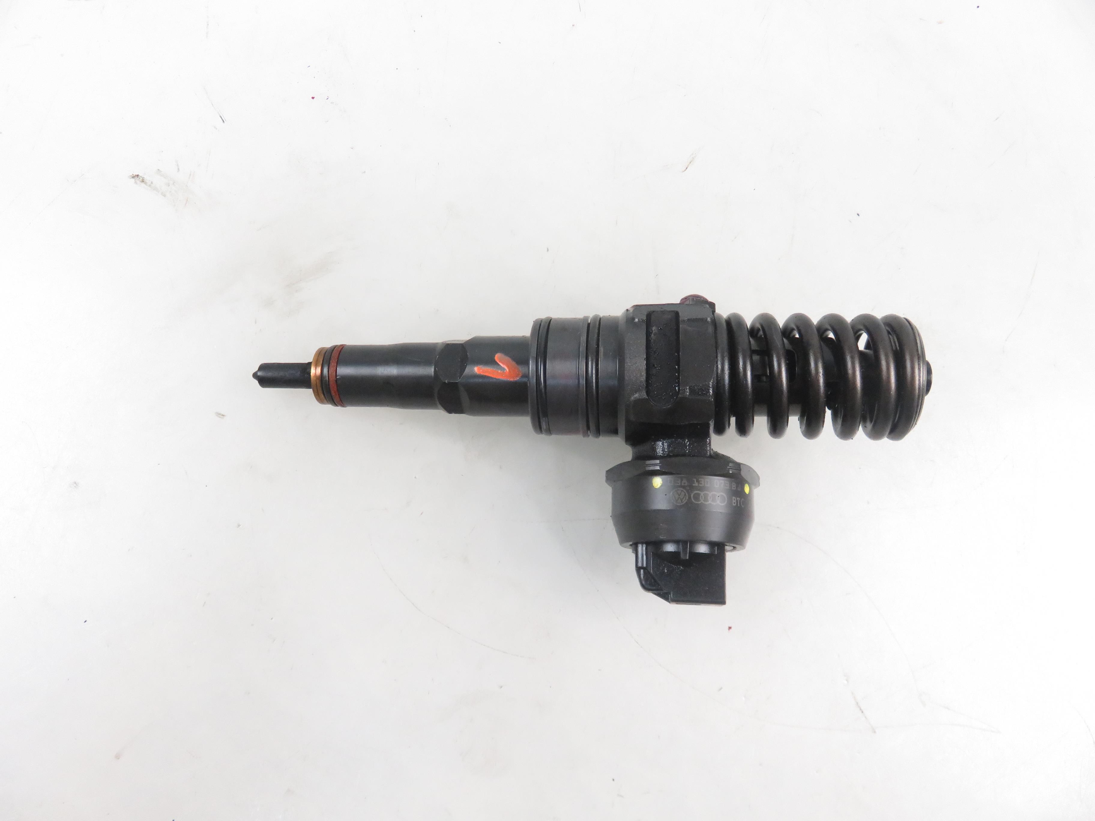 AUDI A4 B7/8E (2004-2008) Oil Injector 038130073BJ, 0414720229 23926675