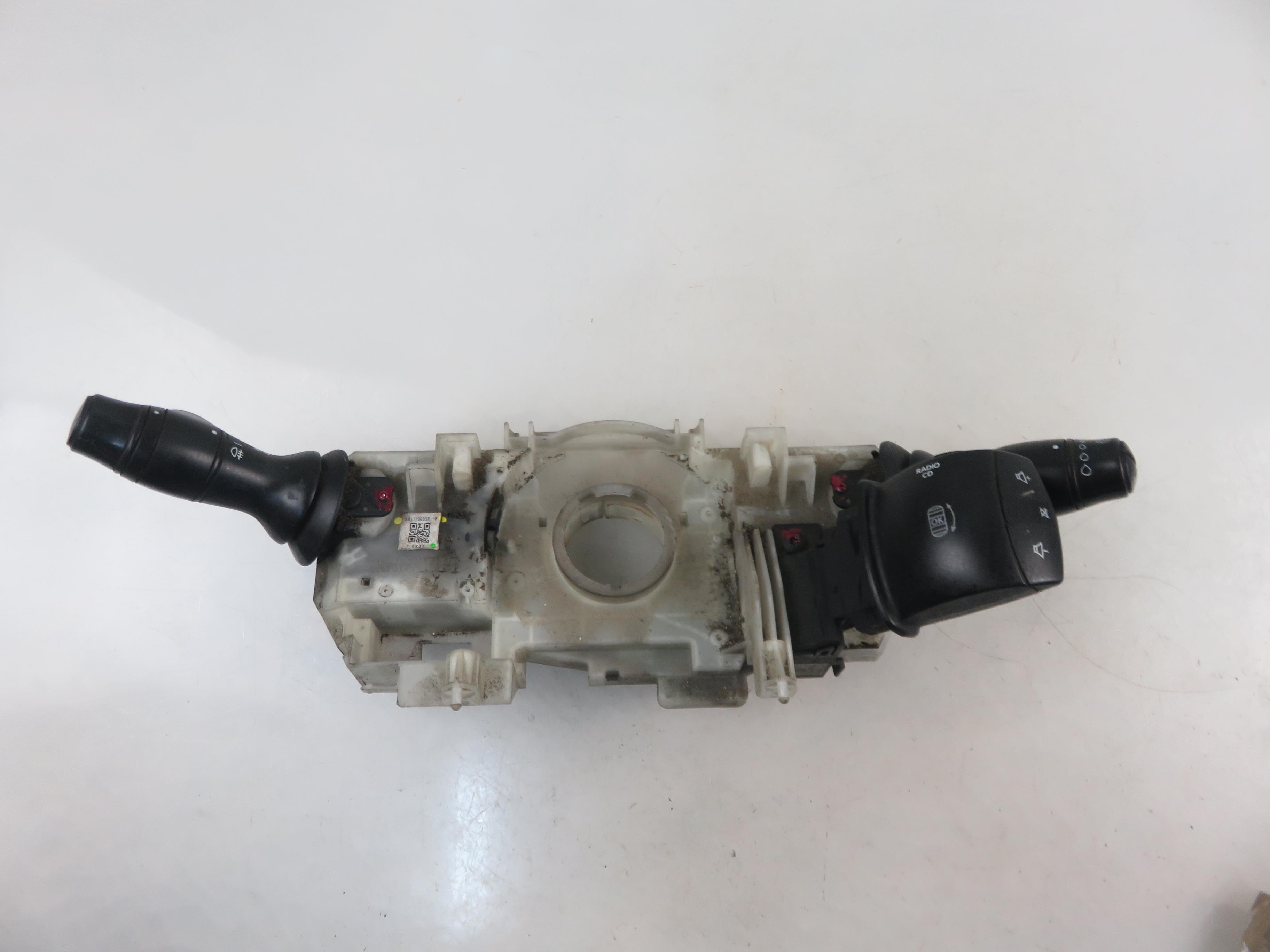 RENAULT Master 3 generation (2010-2023) Switches 681720005R 24397972