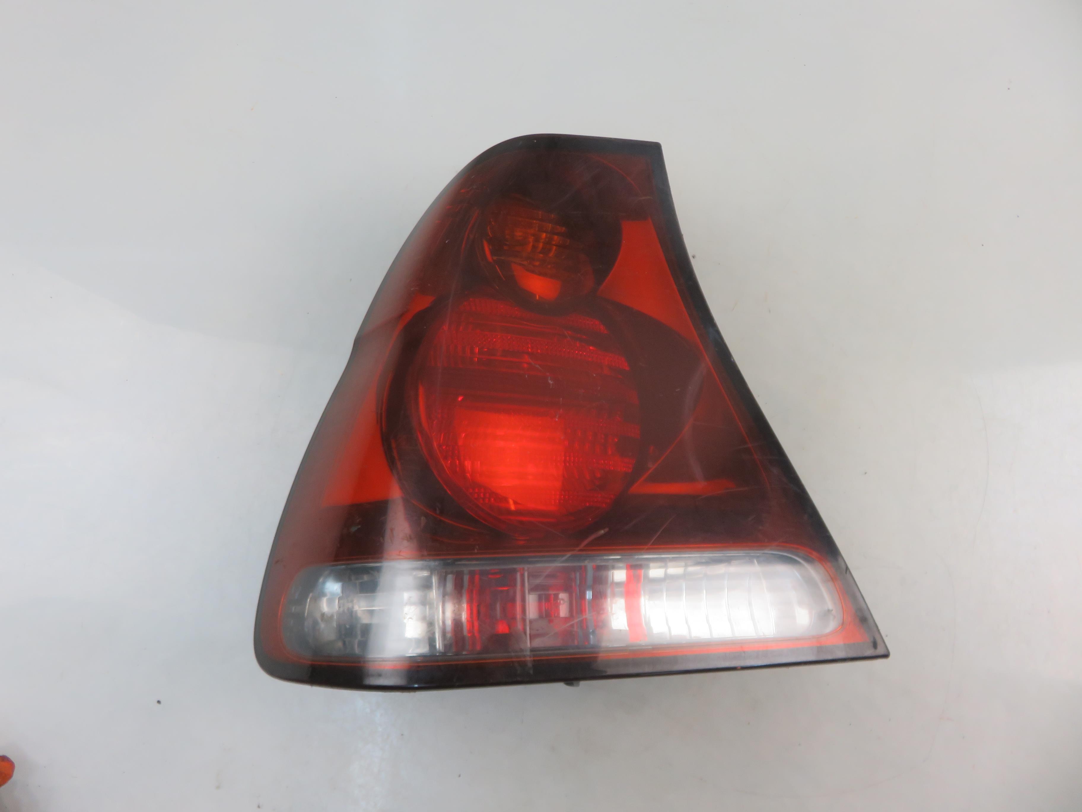 BMW 3 Series E46 (1997-2006) Rear Left Taillight 6927763 24348865