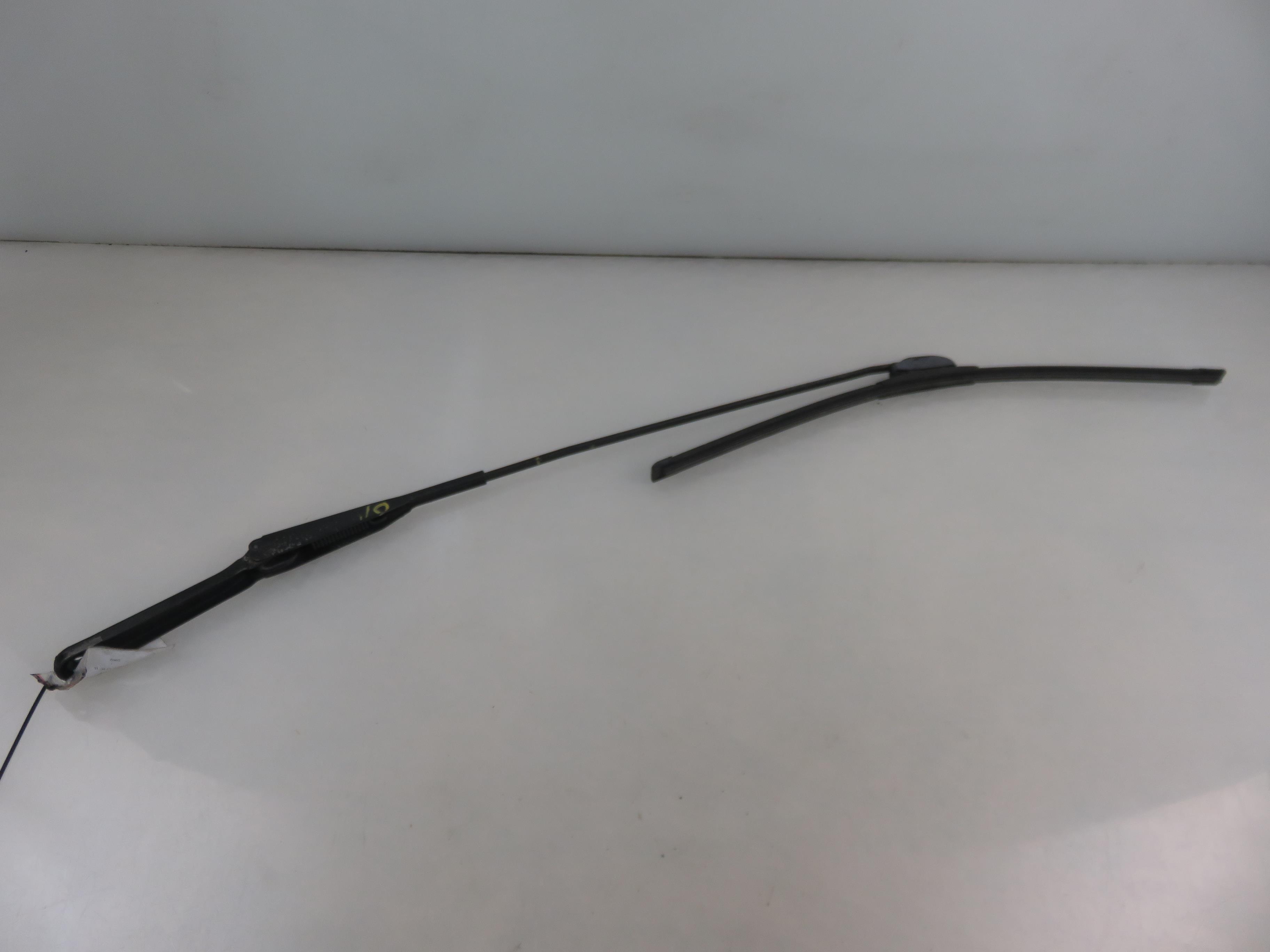 RENAULT Trafic 2 generation (2001-2015) Front Wiper Arms 7700311584 24348959