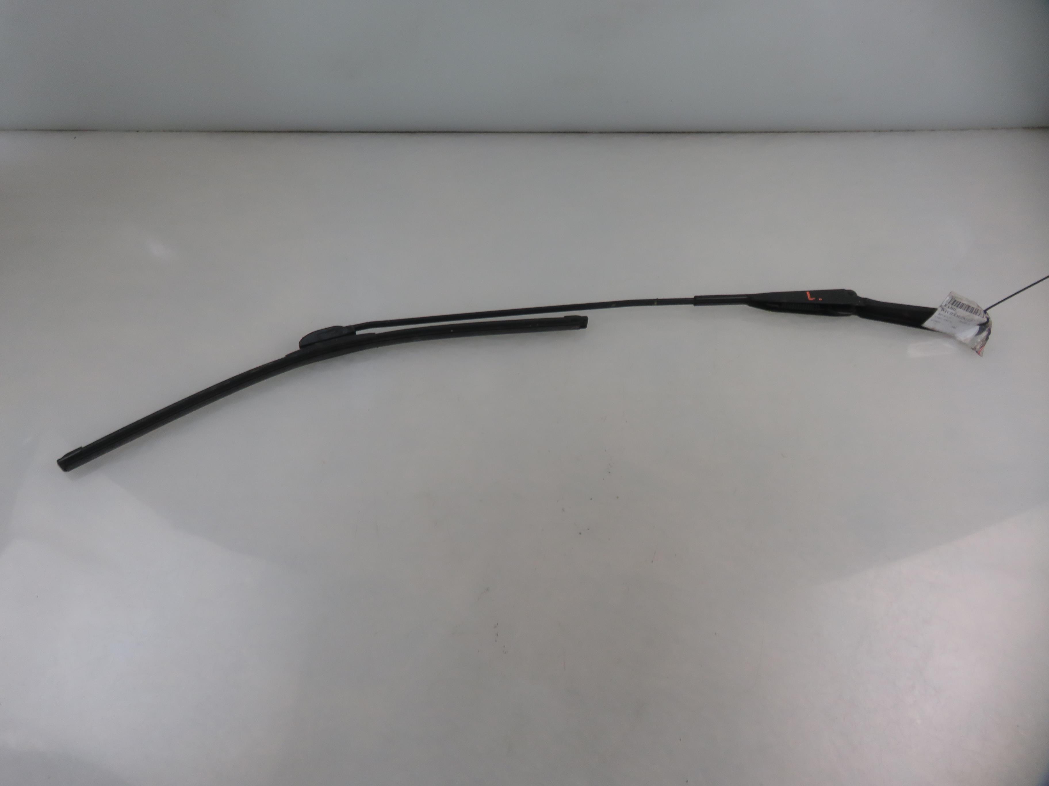 RENAULT Trafic 2 generation (2001-2015) Front Wiper Arms 7700311584 24348959