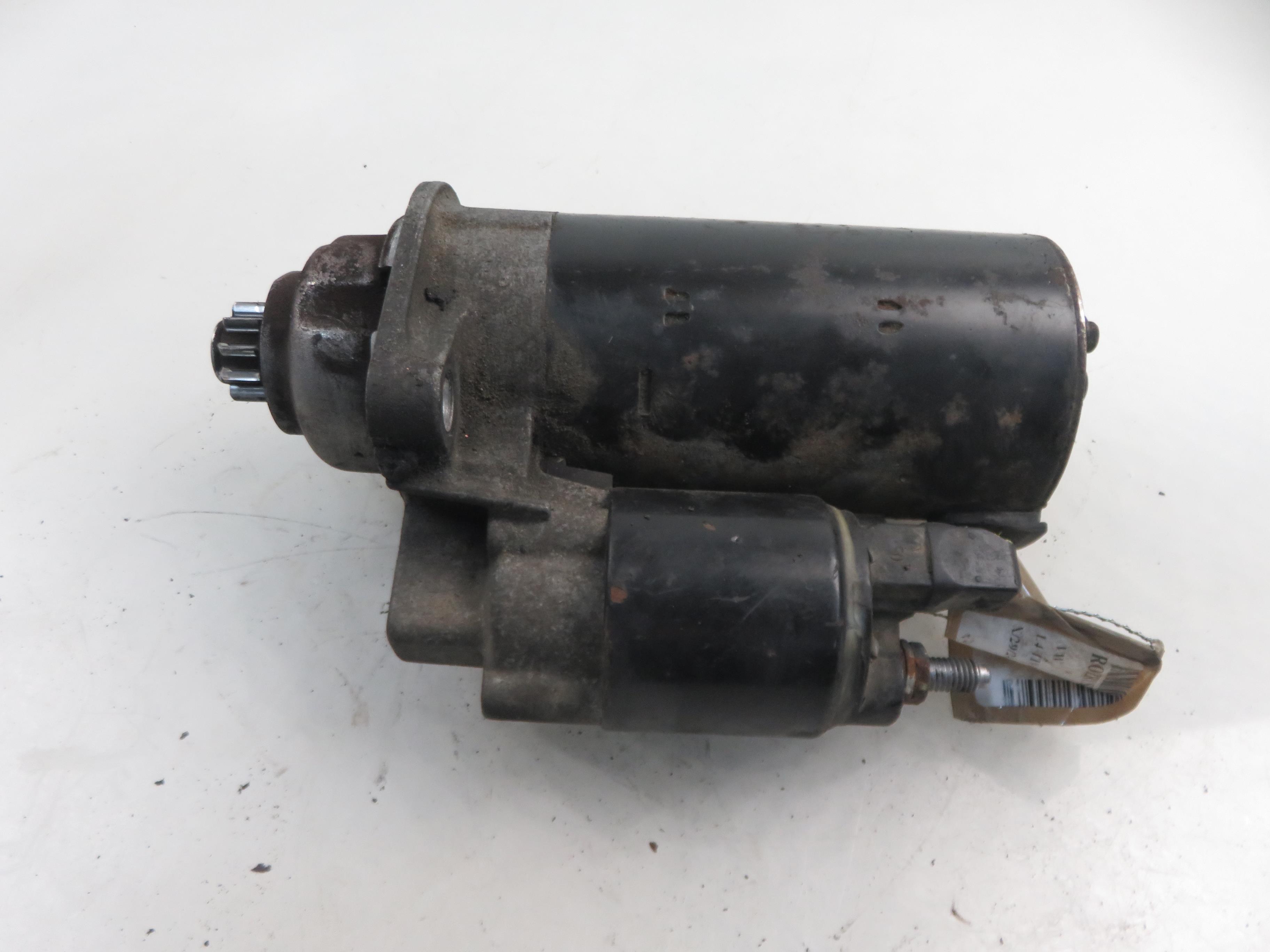 VOLKSWAGEN Polo 4 generation (2001-2009) Starter Motor 0001125042 24349369