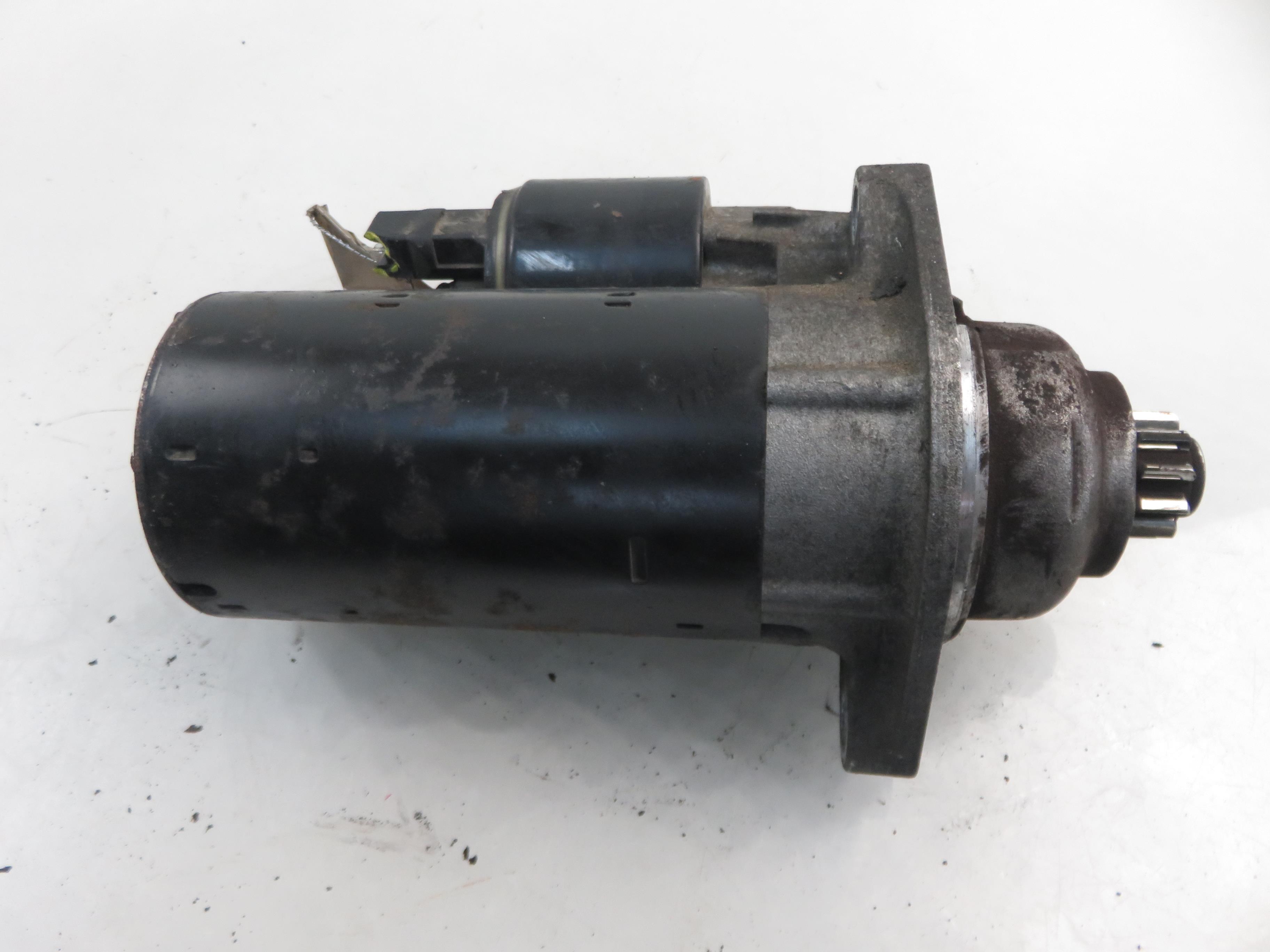 VOLKSWAGEN Polo 4 generation (2001-2009) Starter Motor 0001125042 24349369