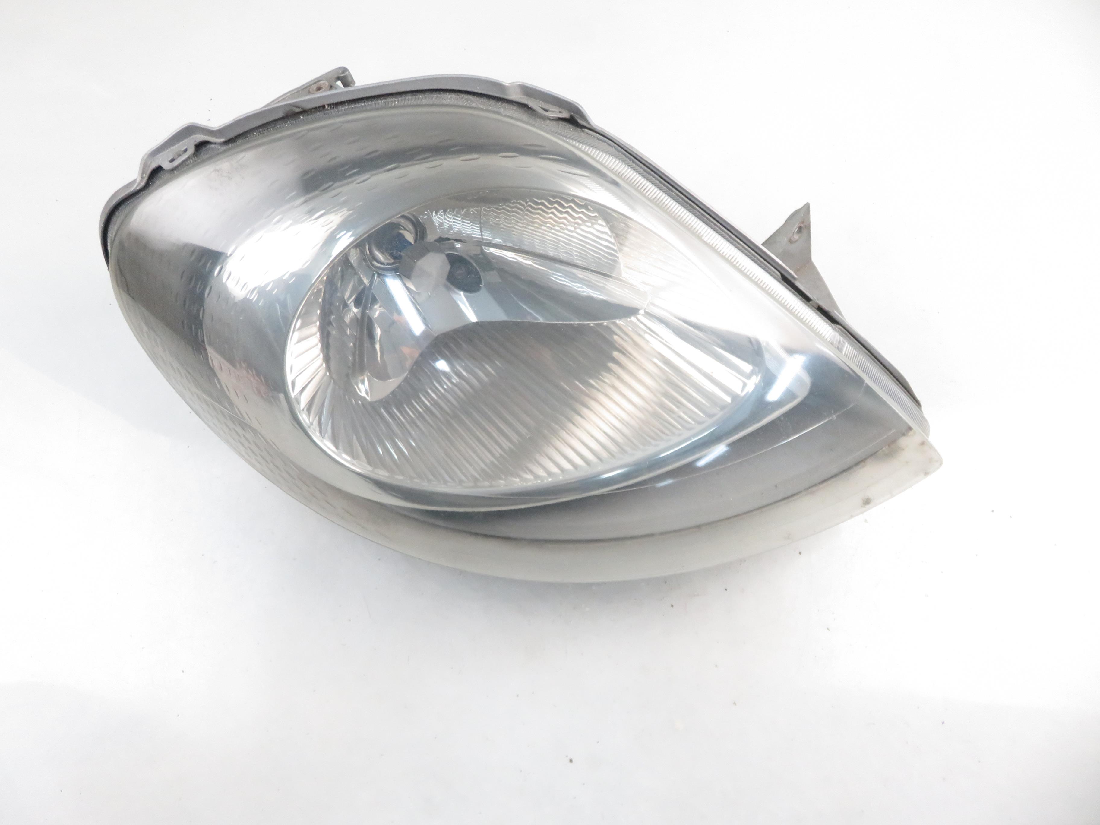 RENAULT Trafic 2 generation (2001-2015) Phare avant droit 7700311372, 91165720 25217442