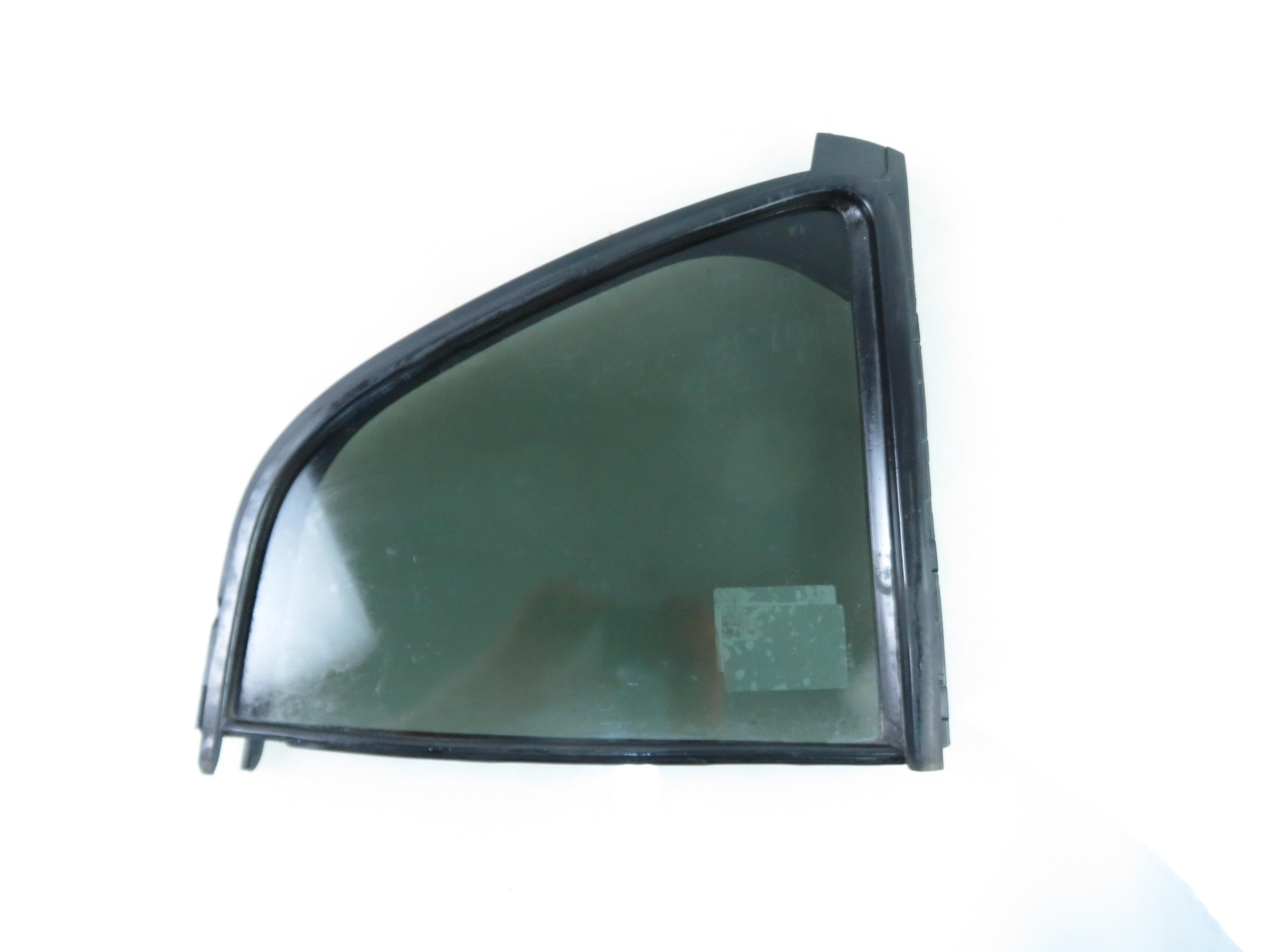 TOYOTA Urban Cruiser 1 generation (2008-2020) Fenêtre de porte arrière gauche BRAJ 24262578