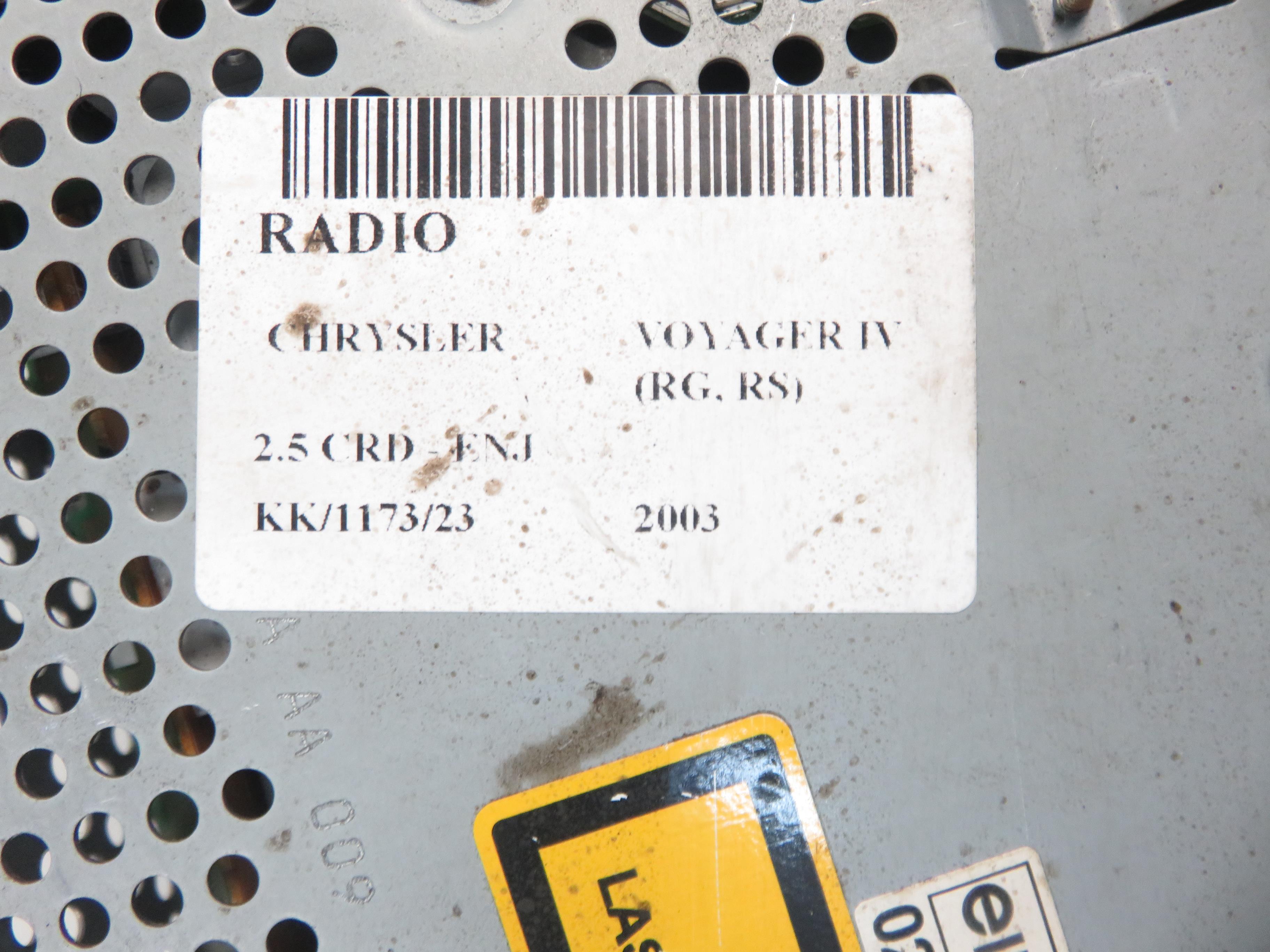 CHRYSLER Voyager 4 generation (2001-2007) Mūzikas atskaņotājs bez GPS/navigācijas 05064385AF 24694278
