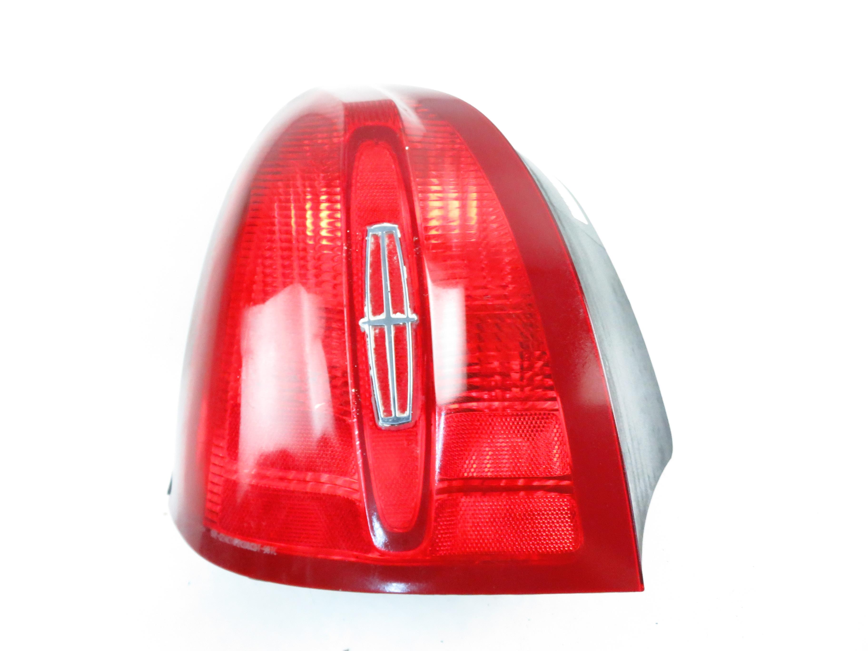 LINCOLN Town Car 3 generation (1998-2011) Rear Left Taillight 24348834