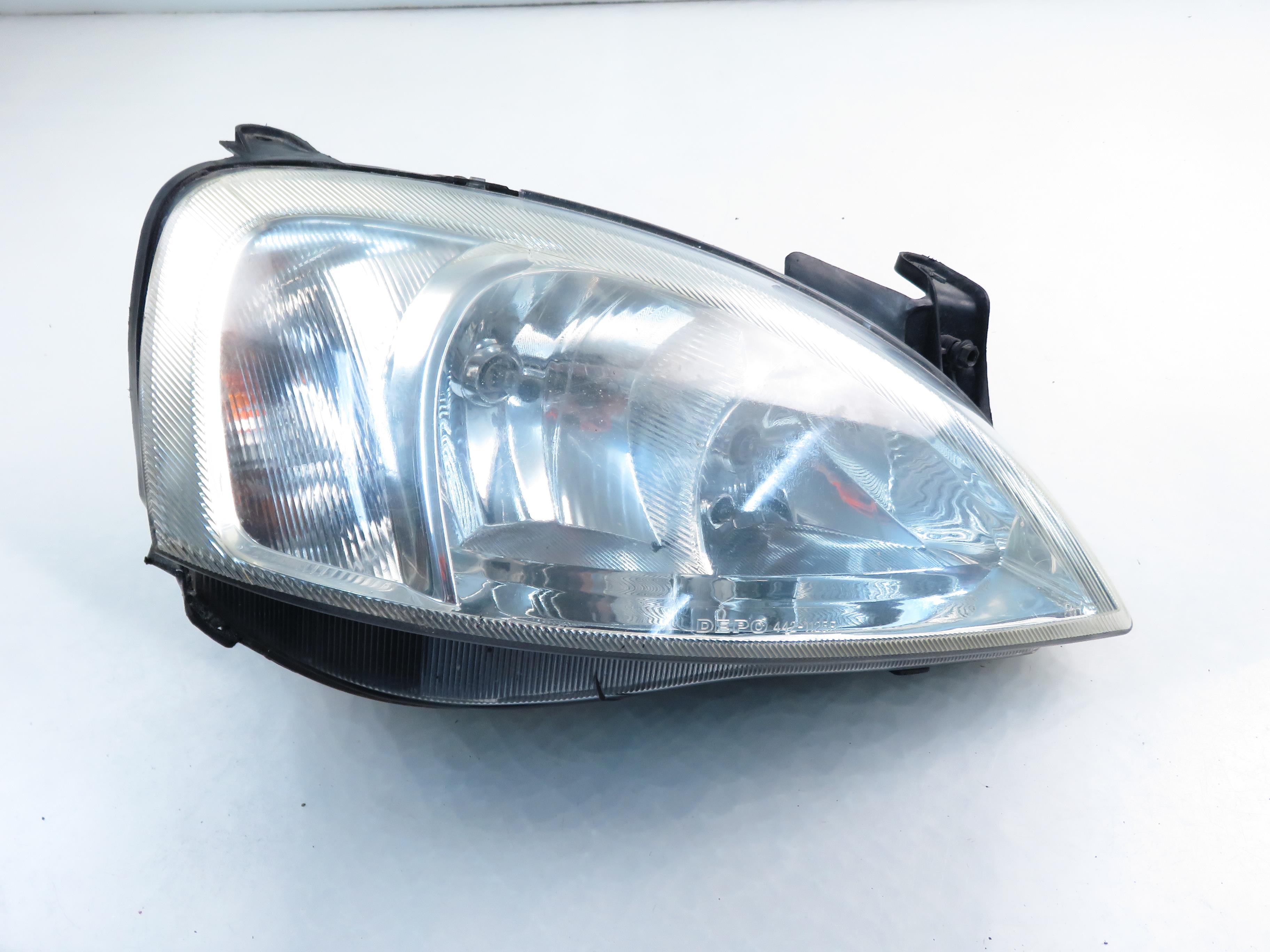 OPEL Corsa C (2000-2006) Front Right Headlight 25301188