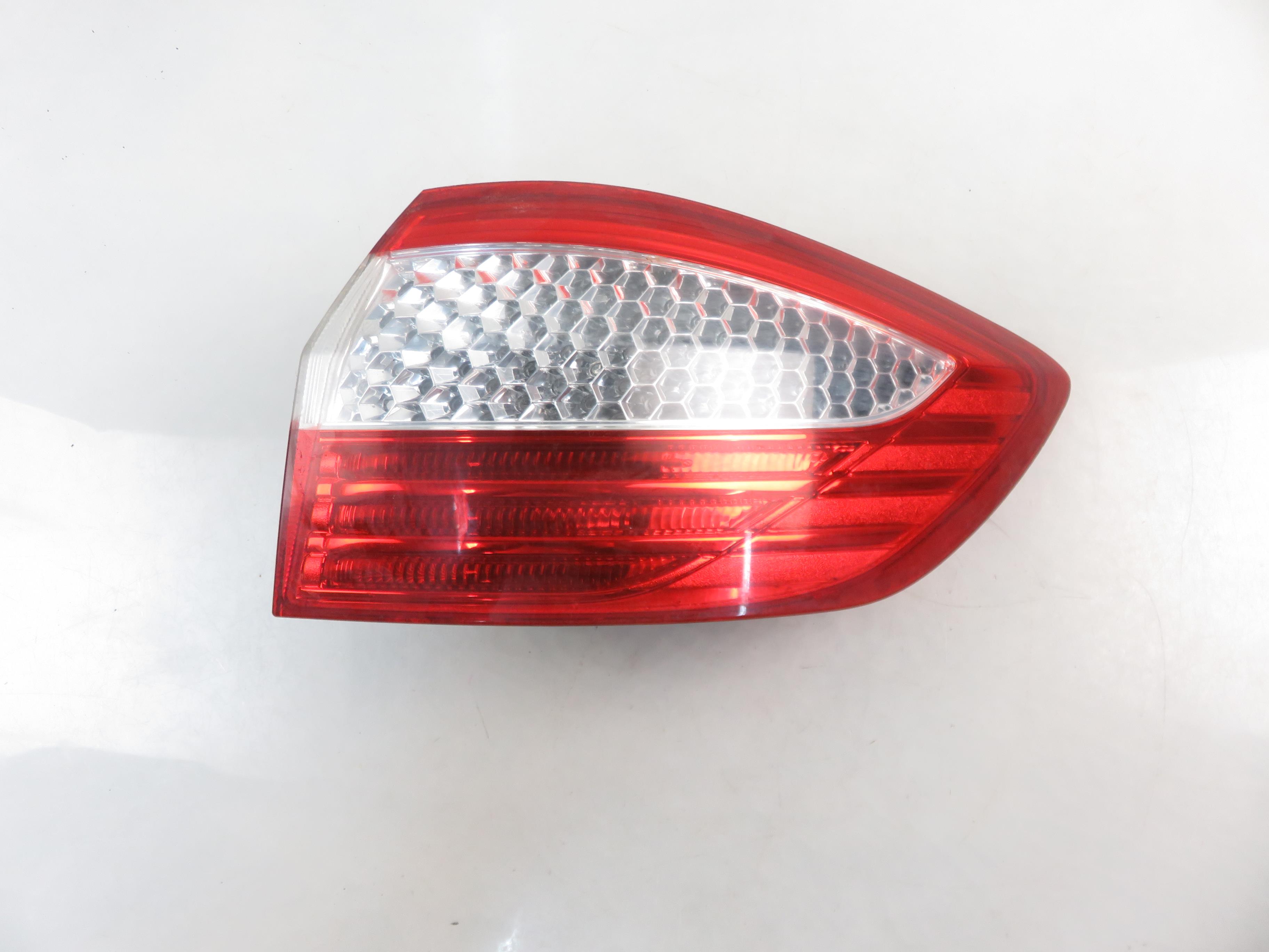 FORD Mondeo 4 generation (2007-2015) Rear Right Taillight Lamp 7S7113404B 24784974