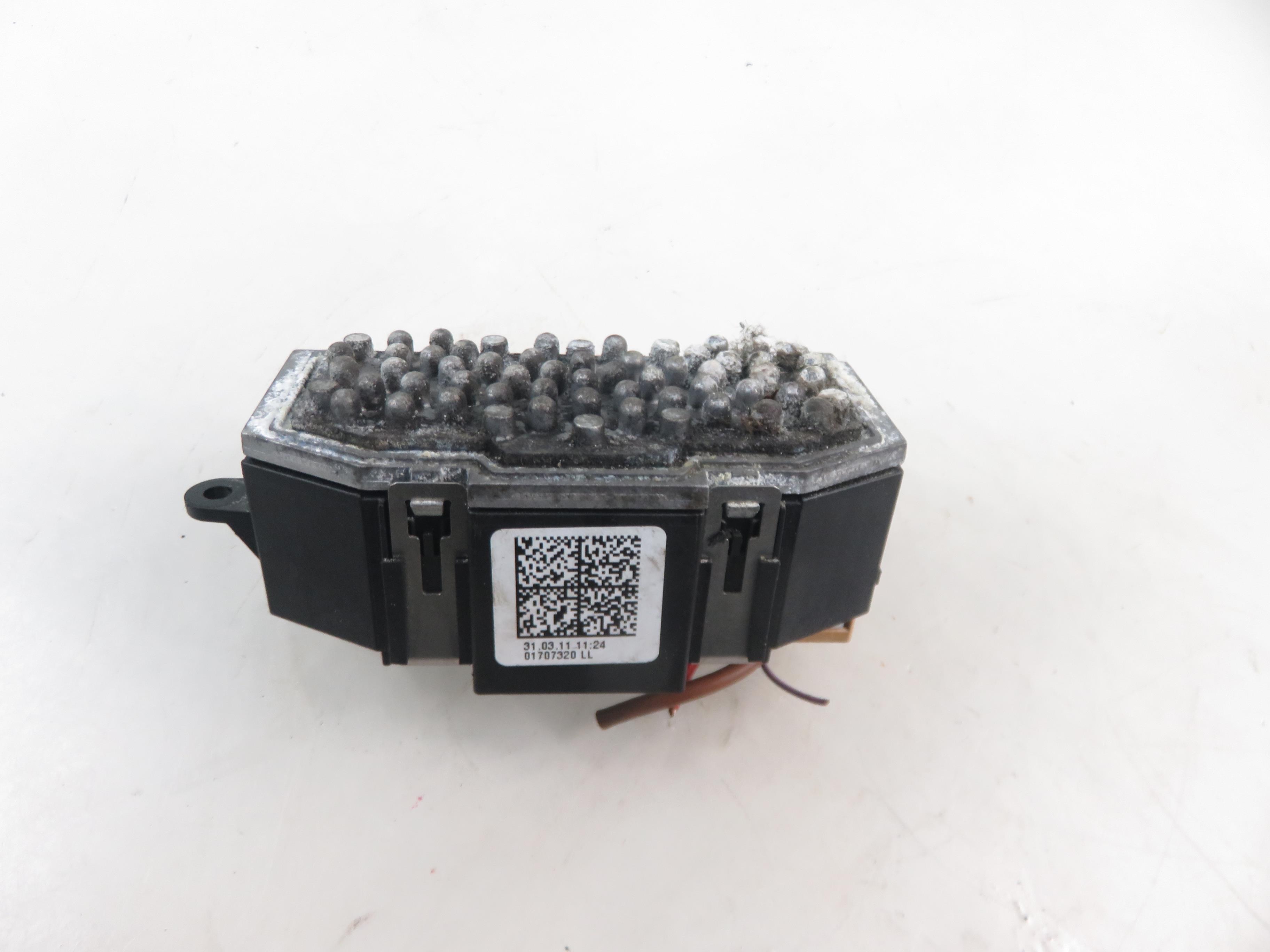 AUDI A4 B8/8K (2011-2016) Interior Heater Resistor 8K0820521B, F011500024, 2468106932 24349332