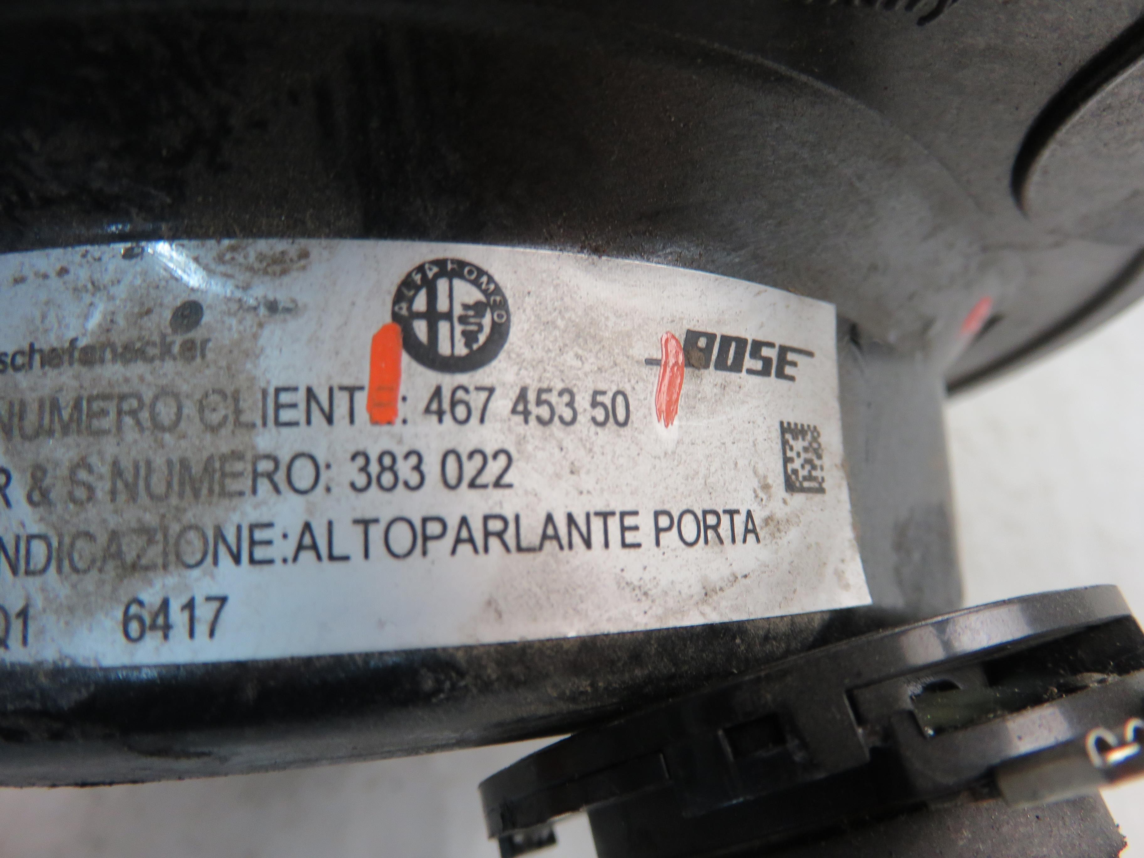 ALFA ROMEO GT 937 (2003-2010) Dešinės pusės žemųjų dažnių garsiakalbis po sėdyne 46745350 24670194