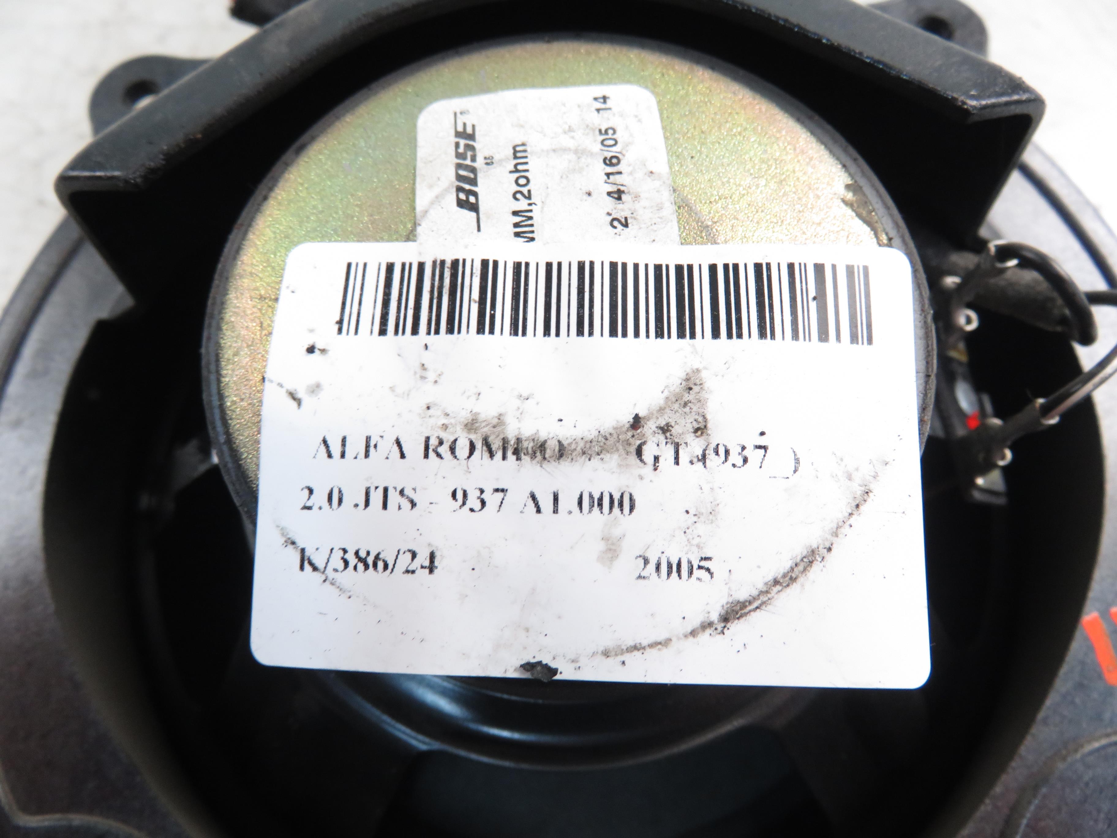 ALFA ROMEO GT 937 (2003-2010) Dešinės pusės žemųjų dažnių garsiakalbis po sėdyne 46745350 24670194