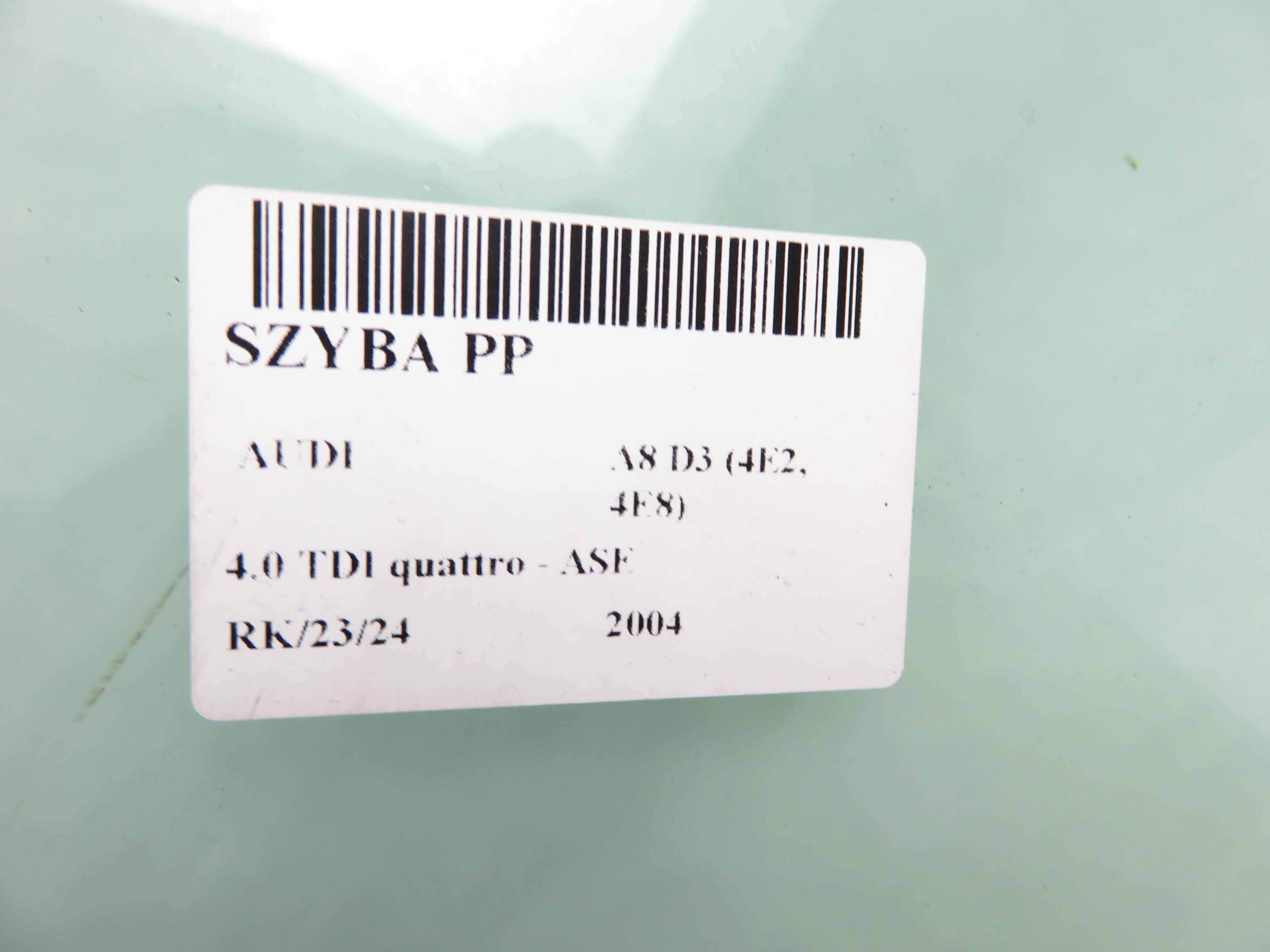 AUDI A8 D3/4E (2002-2010) Priekinė dešinė fortkutė (mažasis stiklas) 24481100