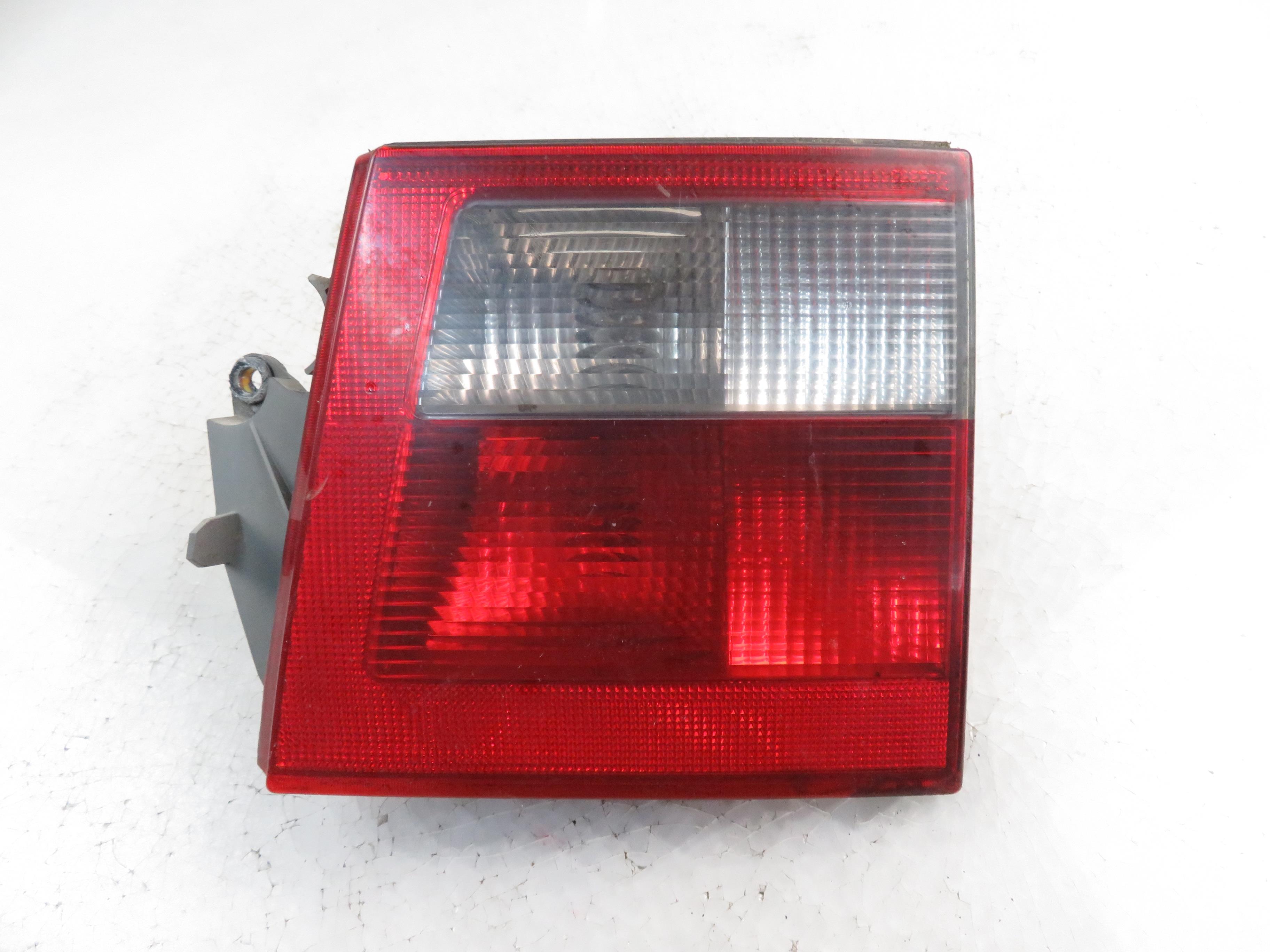 SAAB 95 1 generation (1959-1977) Rear Right Taillight Lamp 5142286 24767353