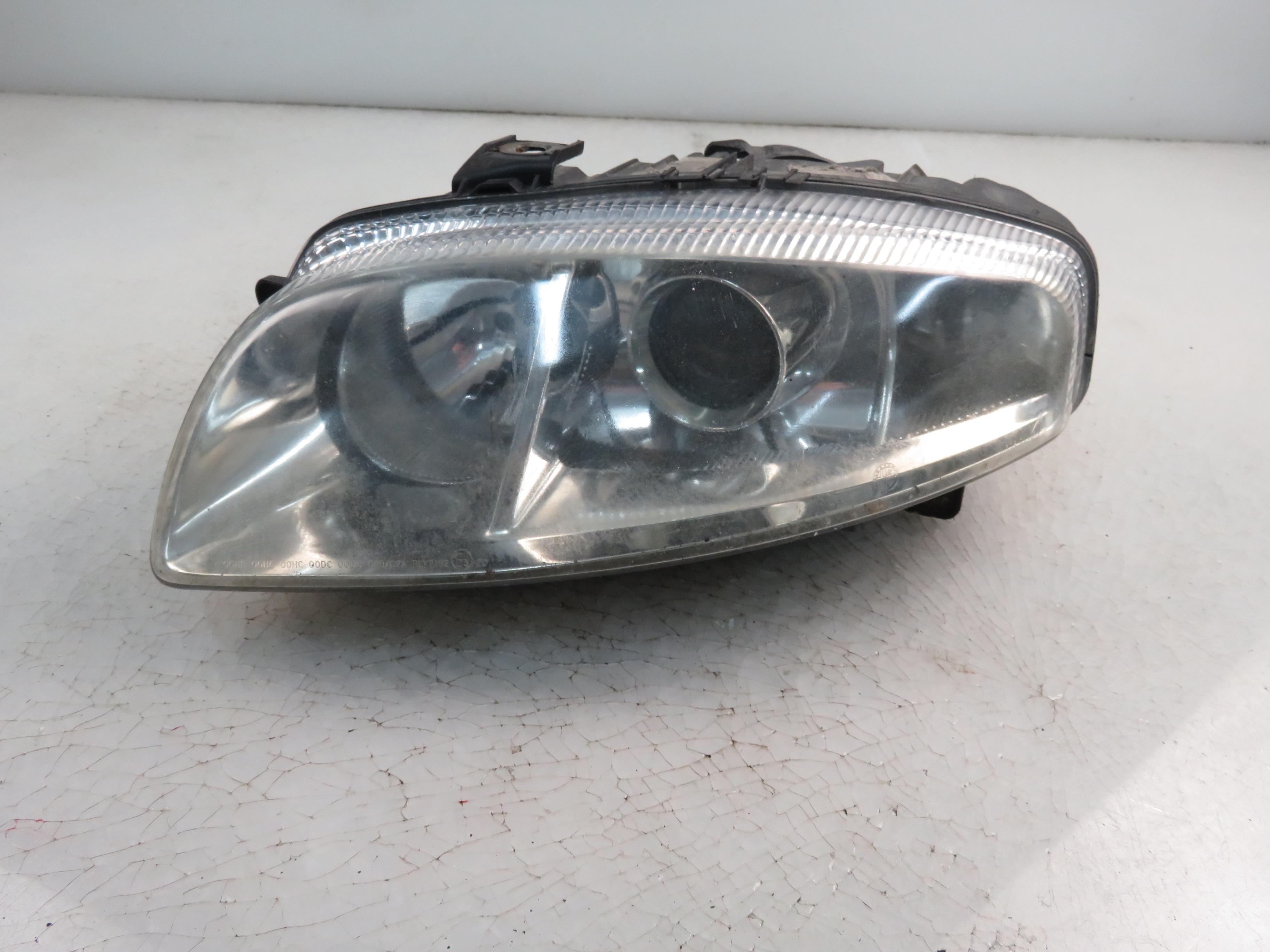 ALFA ROMEO GT 937 (2003-2010) Front Left Headlight 60681588 24784934