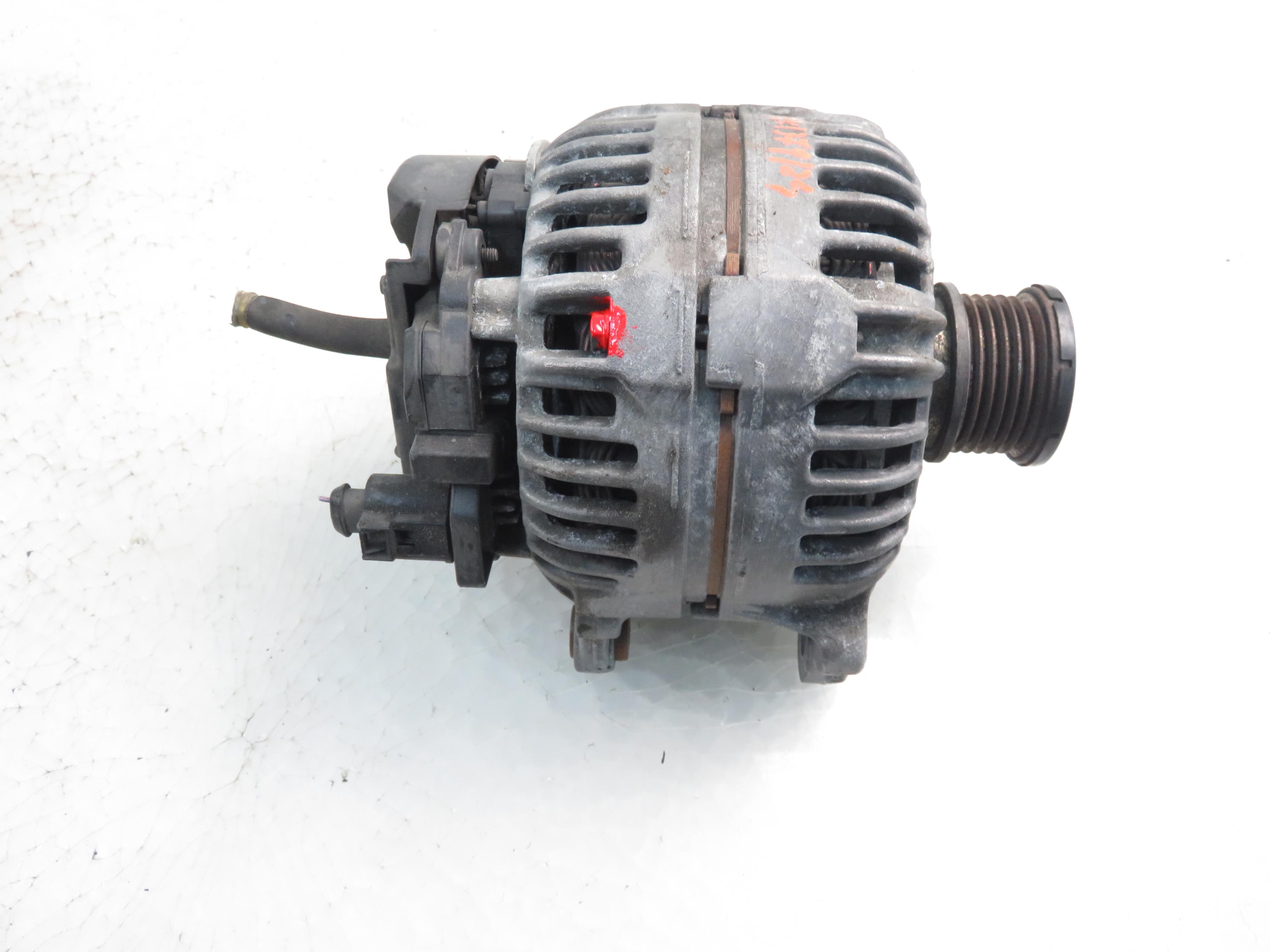 AUDI A4 B8/8K (2011-2016) Alternateur 03G903016E, 0124525114 25681272