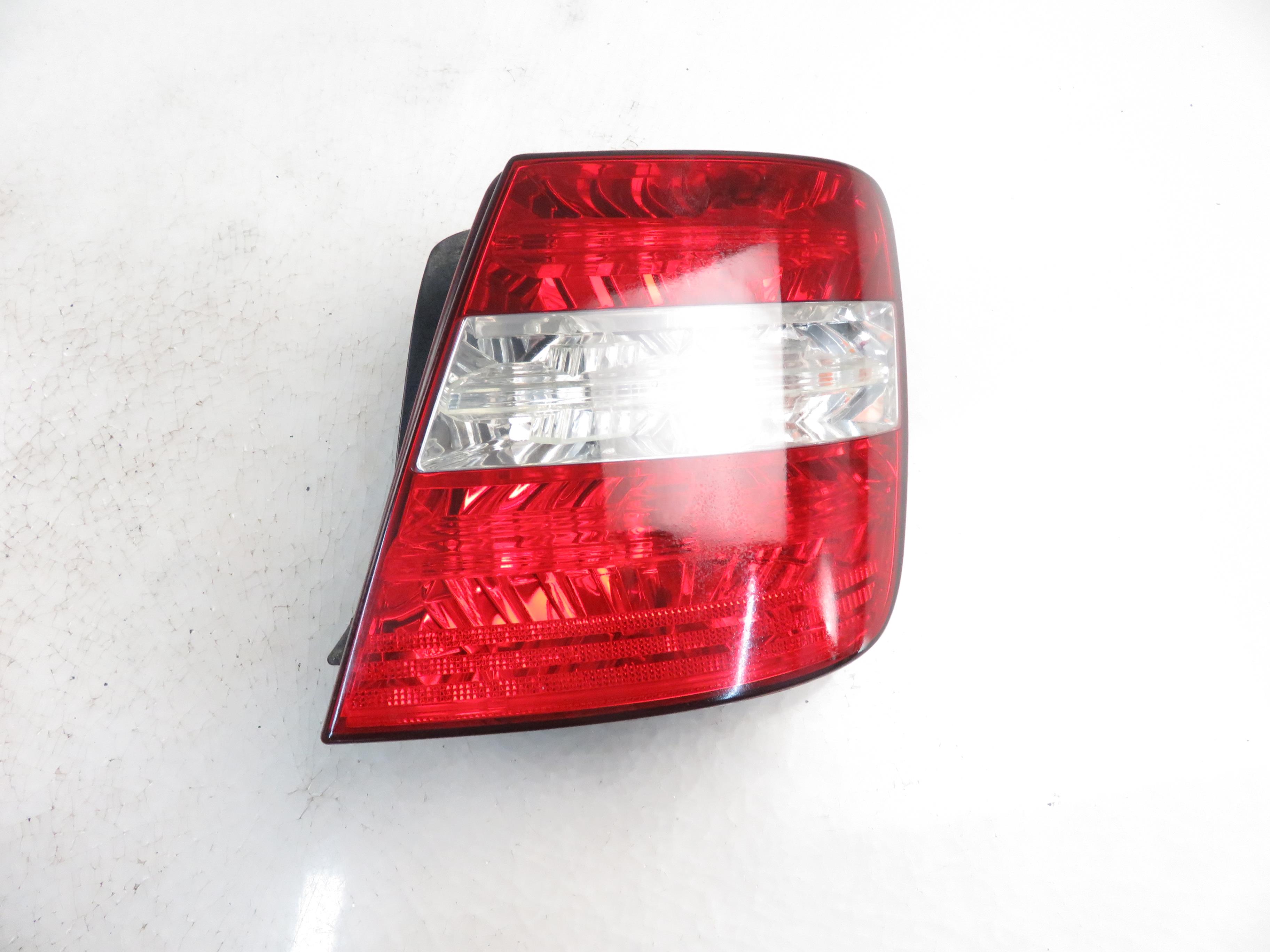 FIAT Stilo 1 generation (2001-2010) Rear Right Taillight Lamp 46758985 24784972